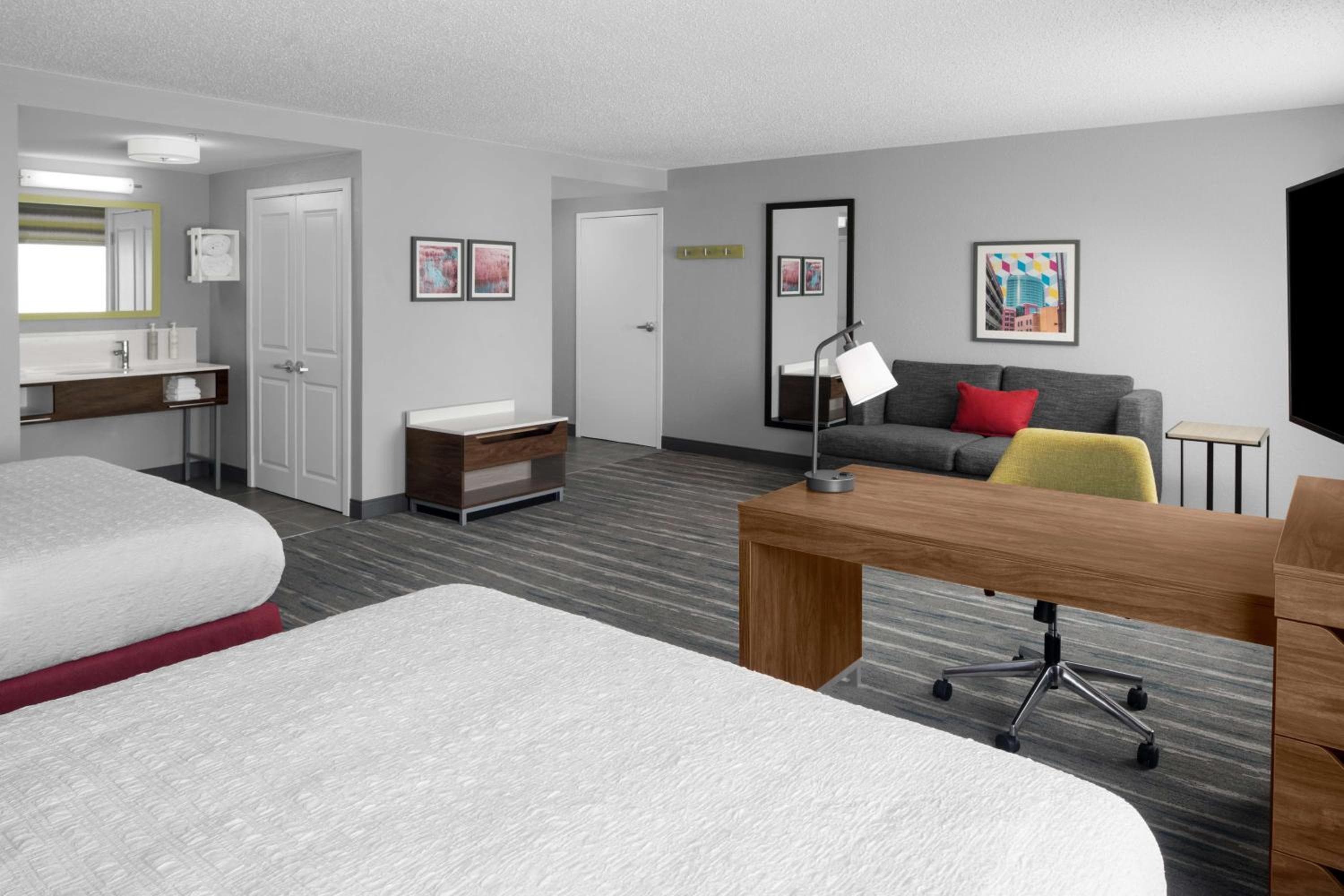 Hampton Inn & Suites Grand Rapids-Airport 28th St