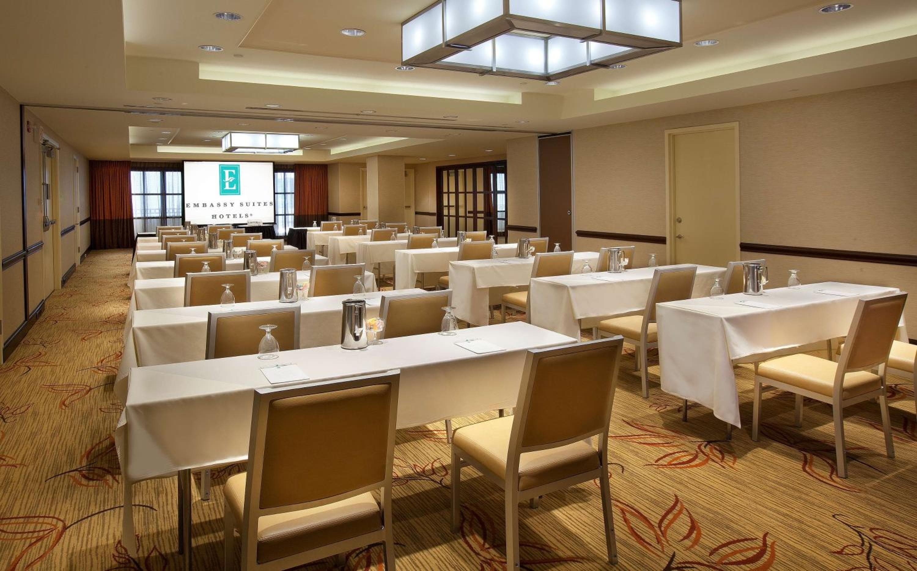 Embassy Suites by Hilton Washington DC Chevy Chase Pavilion