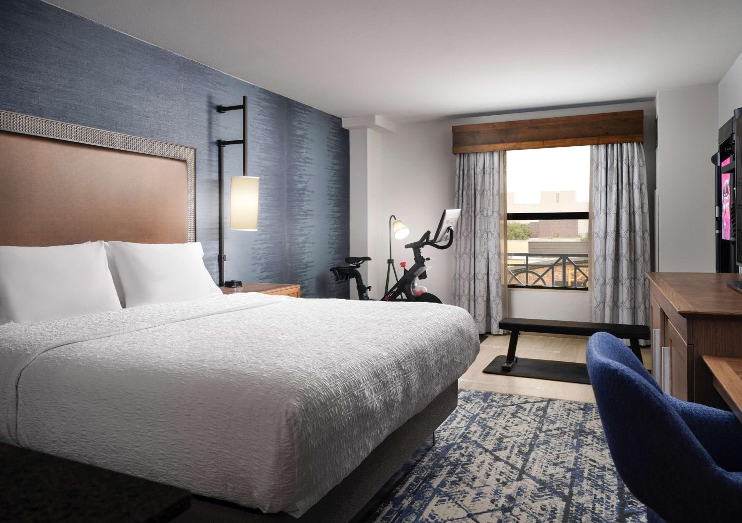 Hampton Inn & Suites Austin - Downtown