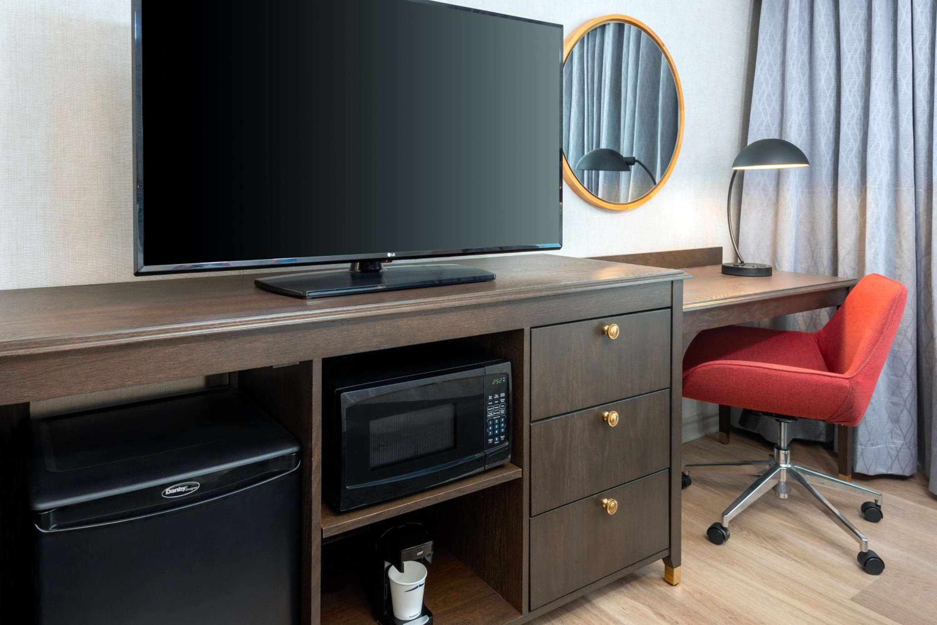 Hampton Inn Buffalo-Williamsville