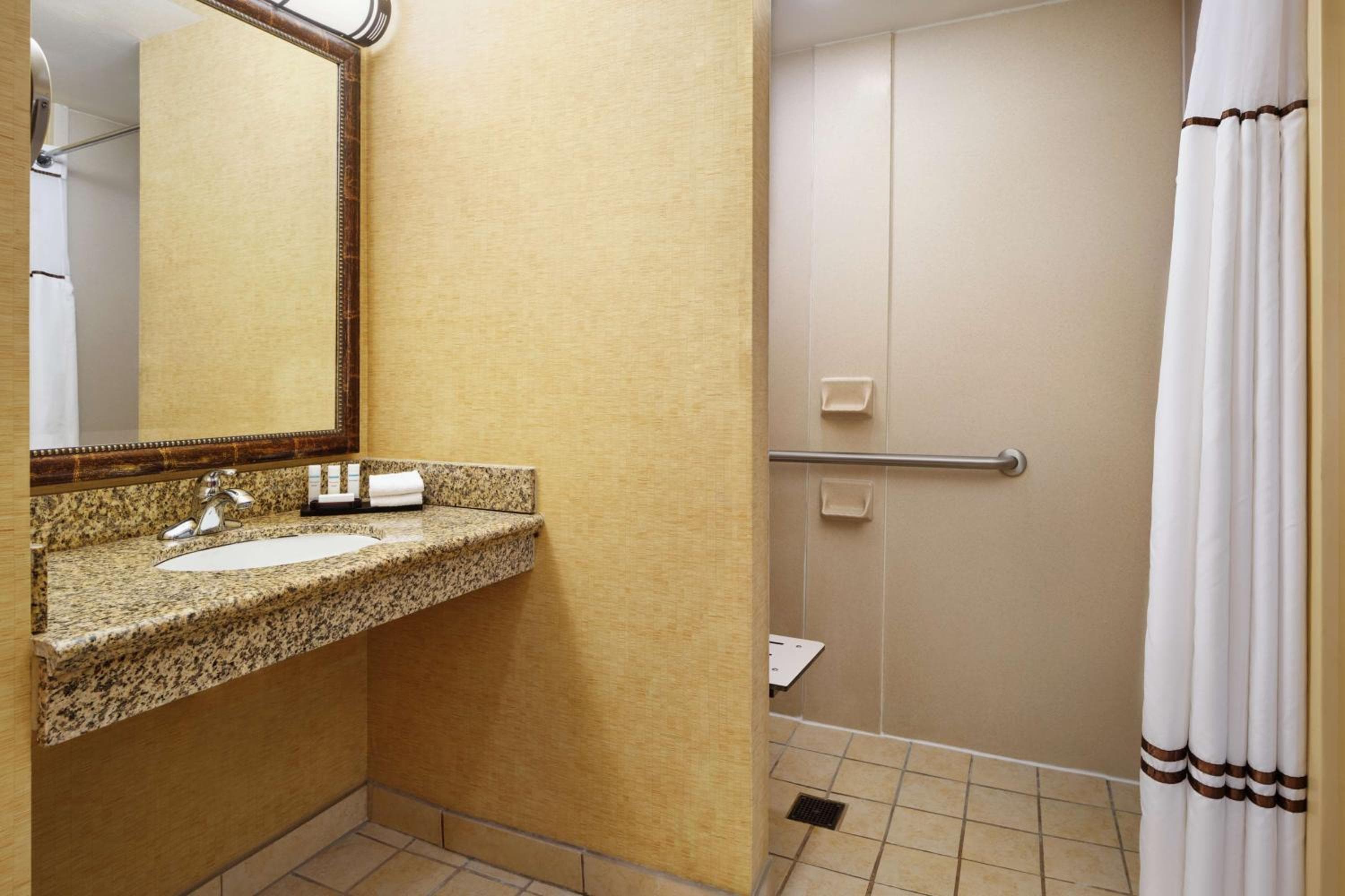 Embassy Suites by Hilton Charlotte Concord Golf Resort & Spa