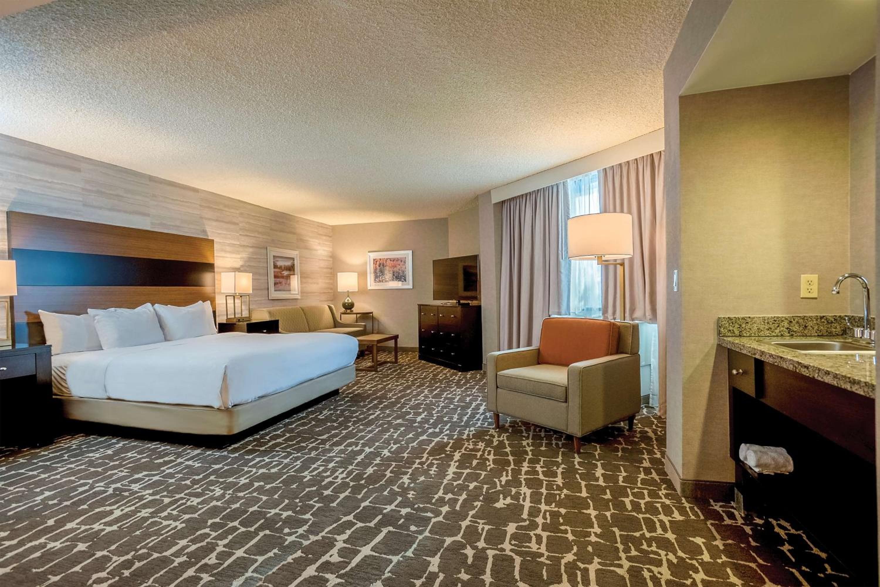 DoubleTree by Hilton Hotel Denver - Aurora