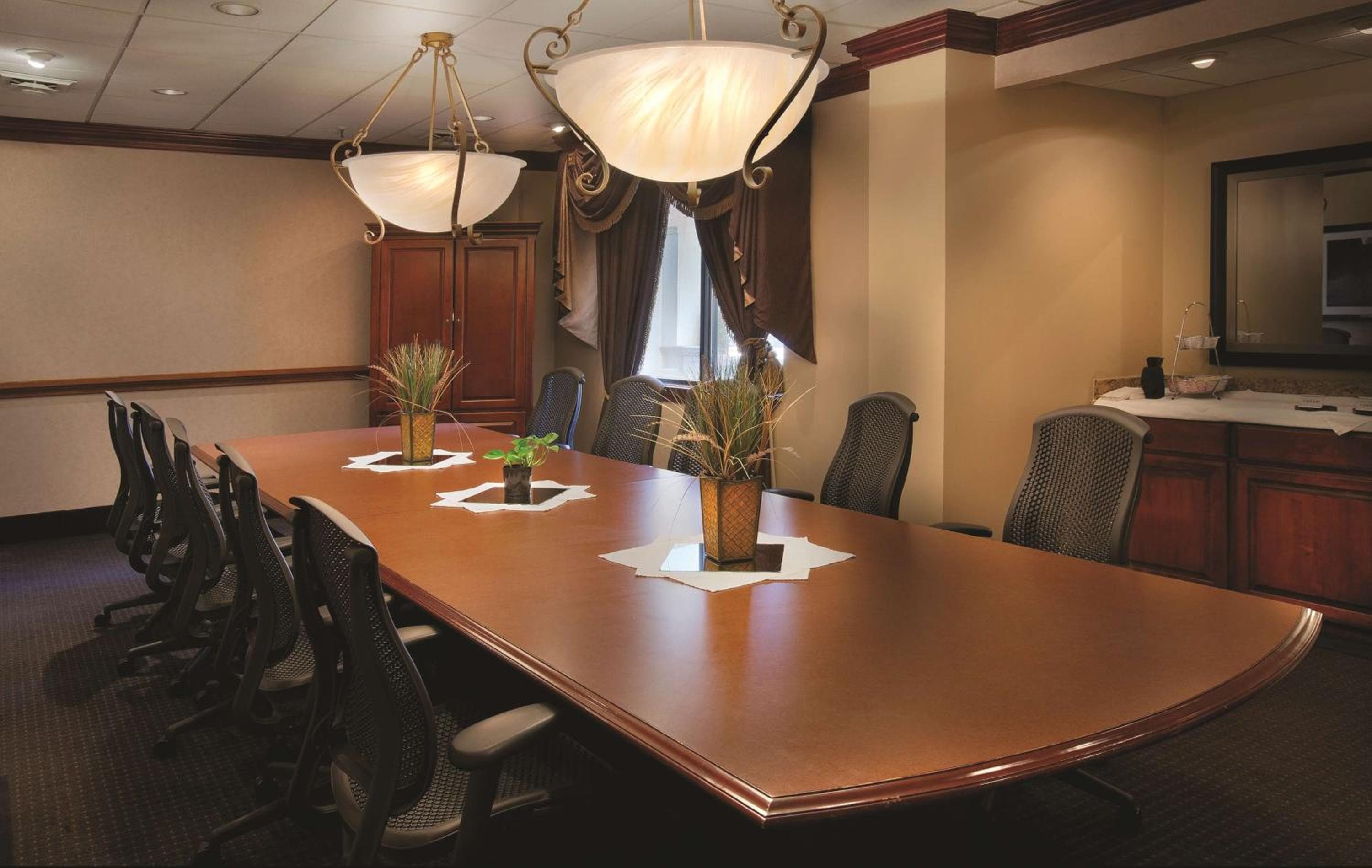 Embassy Suites by Hilton Greensboro Airport