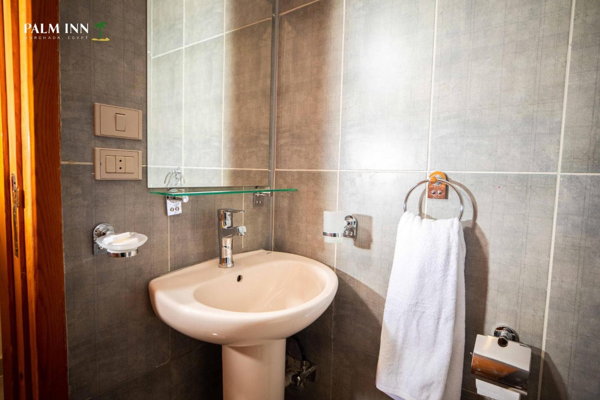 Palm Inn Suites Hotel