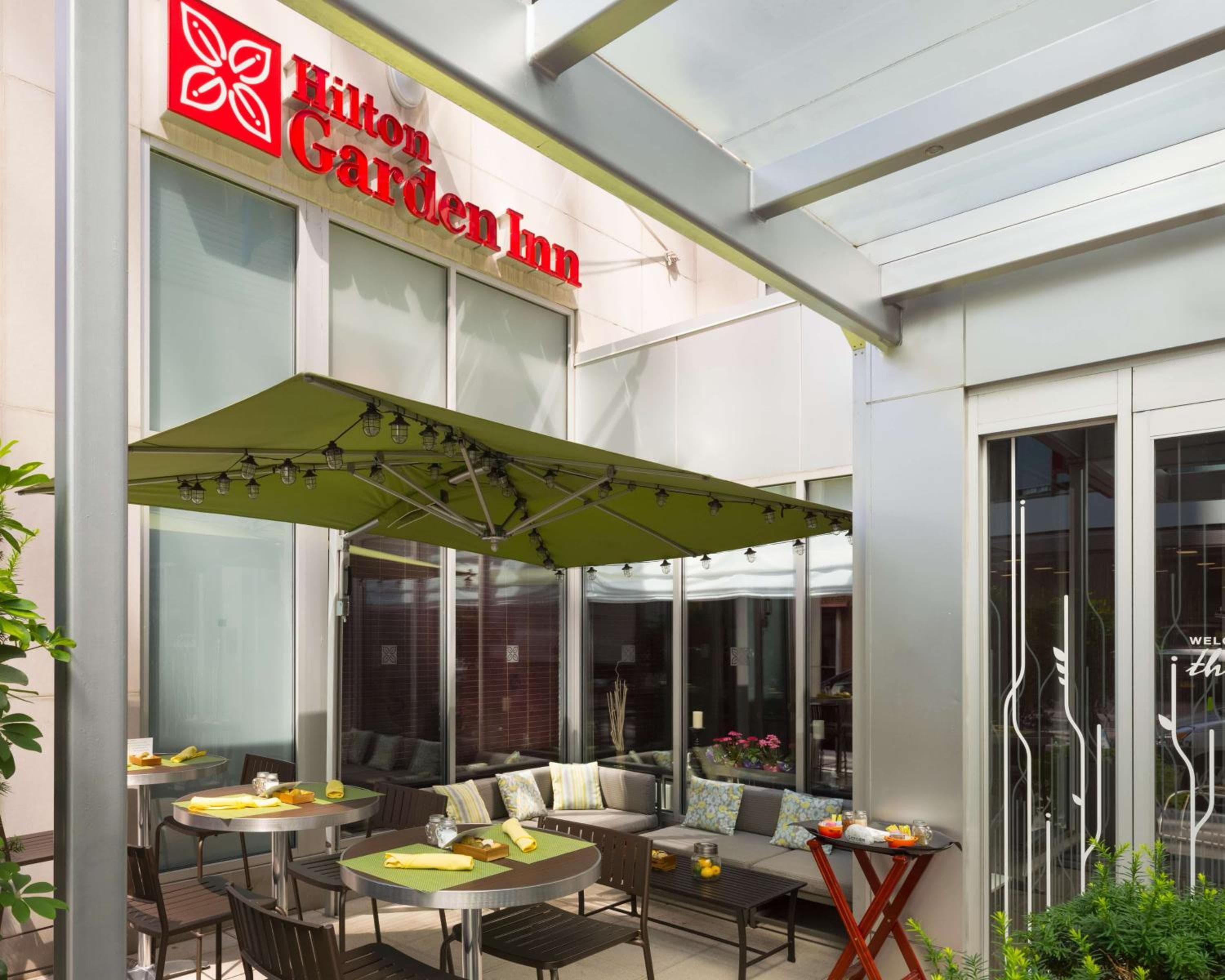 Hilton Garden Inn New York Manhattan Midtown East - Newly Renovated