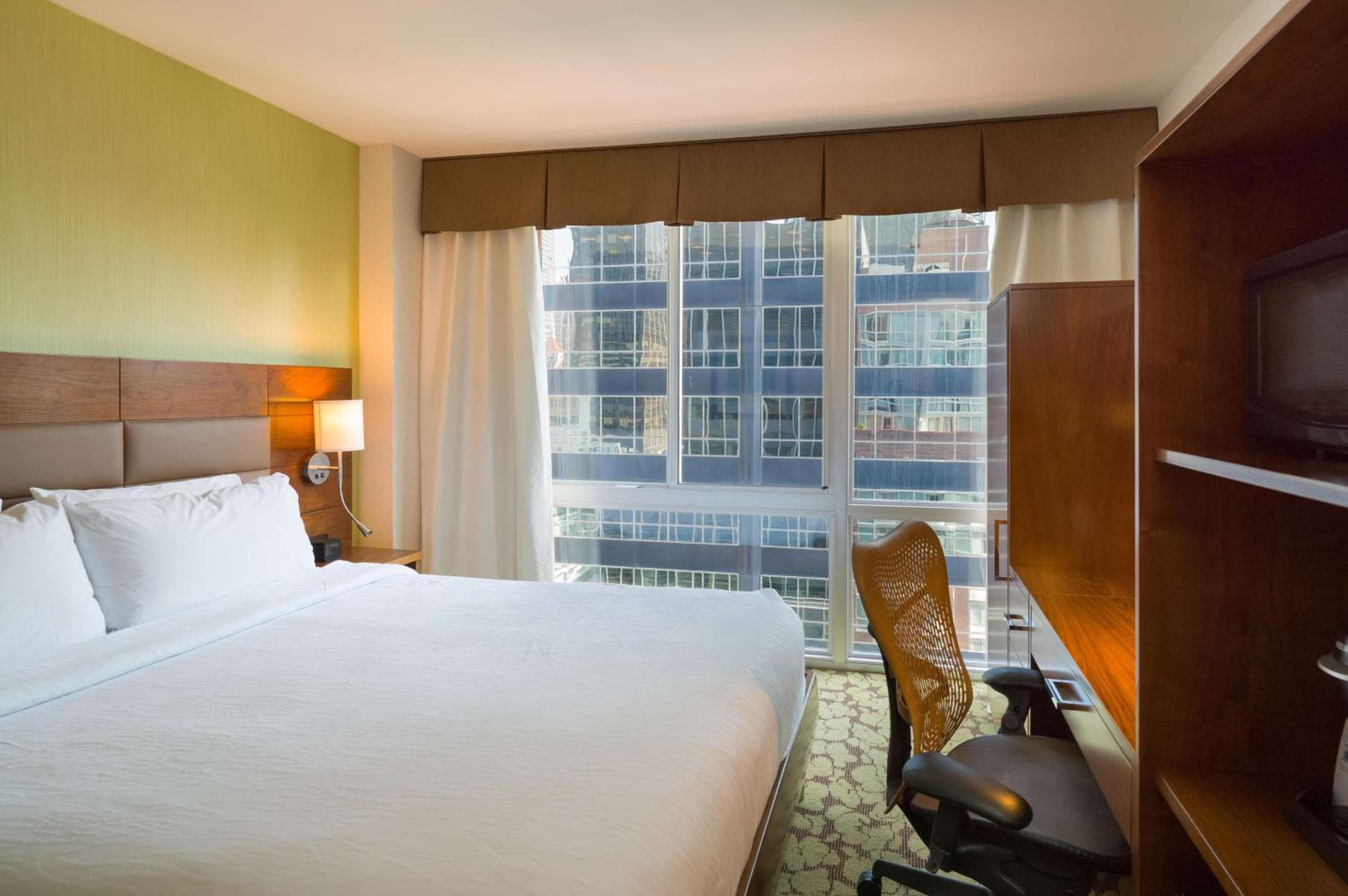 Hilton Garden Inn New York Manhattan Midtown East - Newly Renovated