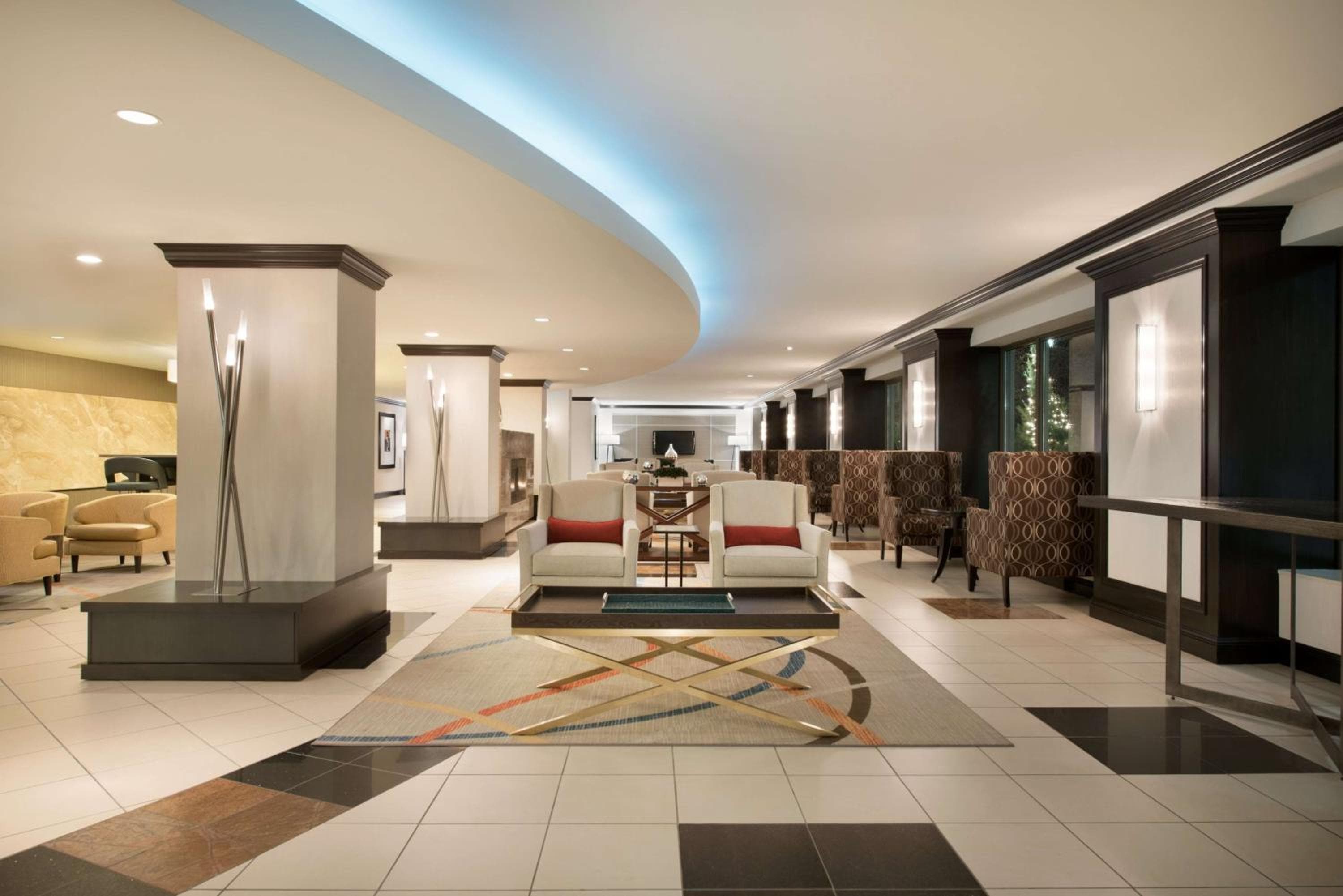 Hilton Orrington/Evanston