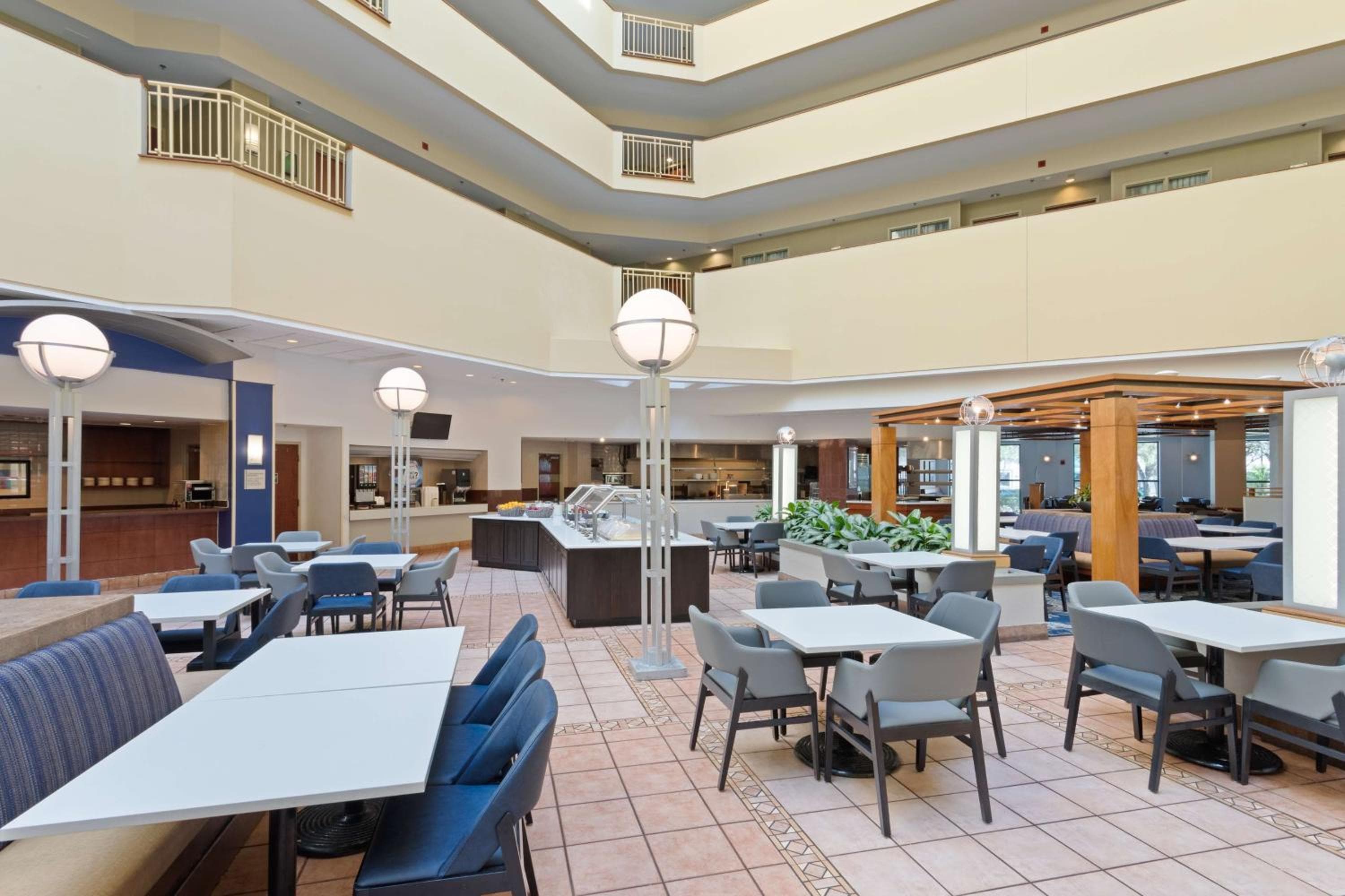 Embassy Suites by Hilton Tampa USF Near Busch Gardens