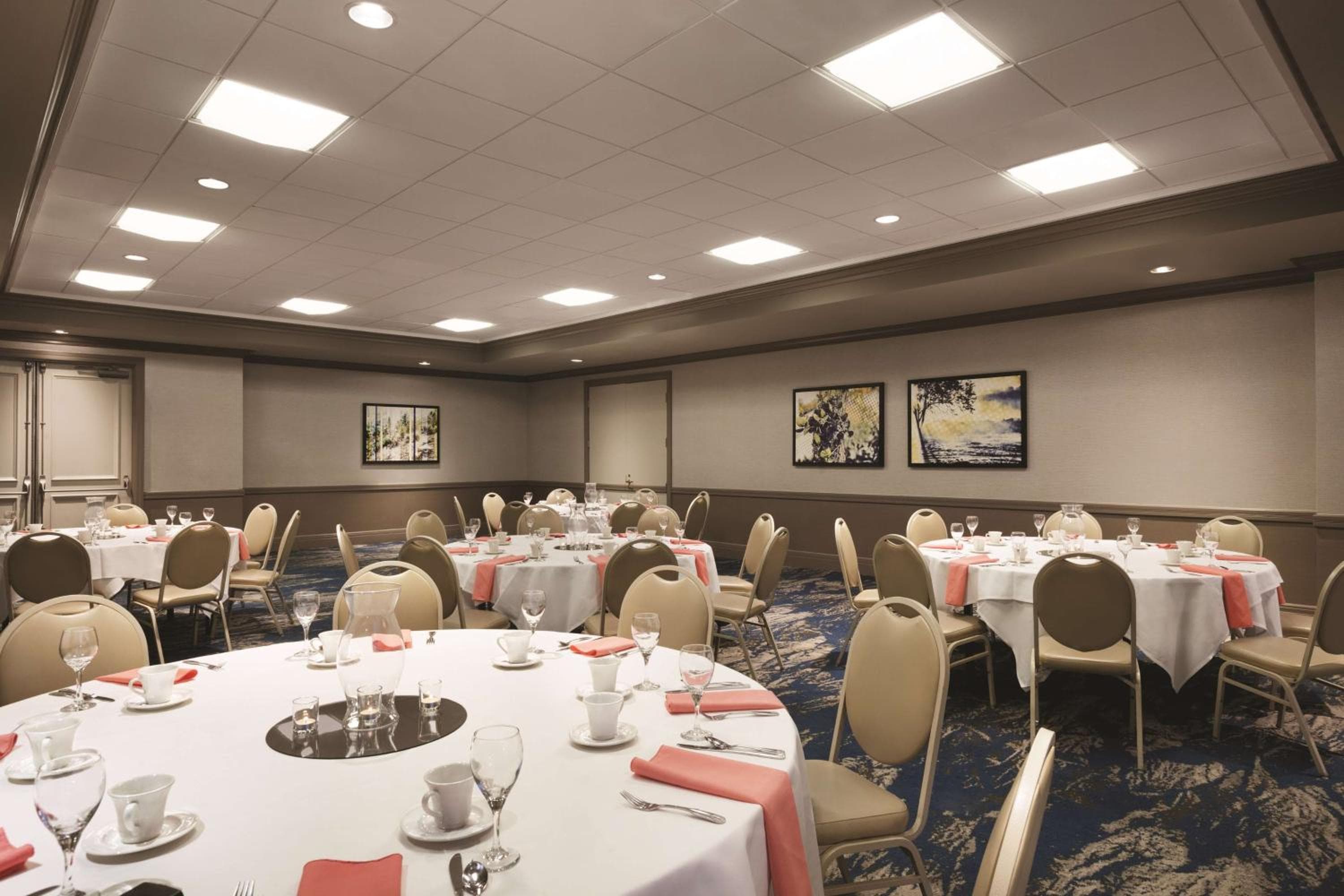 Embassy Suites by Hilton Brea - North Orange County