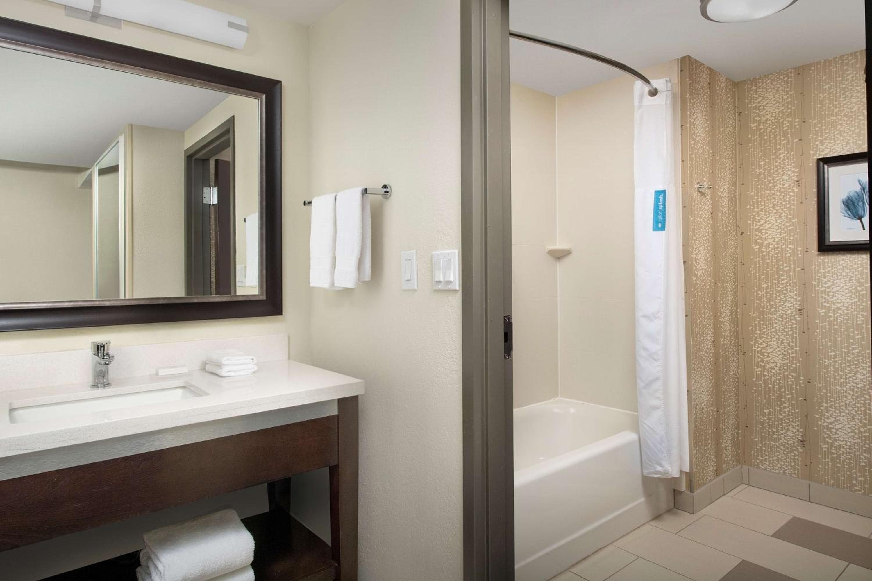 Hampton Inn & Suites Alpharetta-Windward