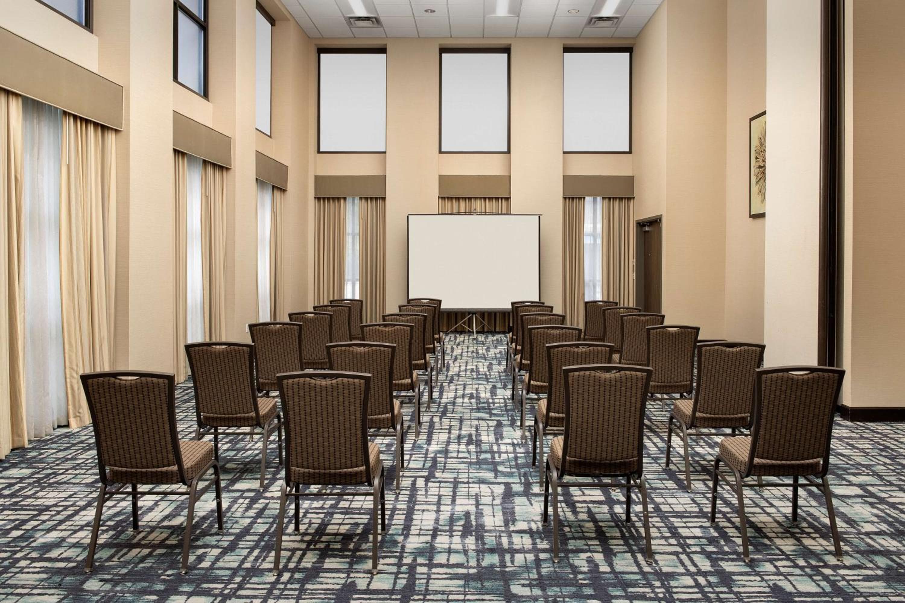 Hampton Inn & Suites Alpharetta-Windward