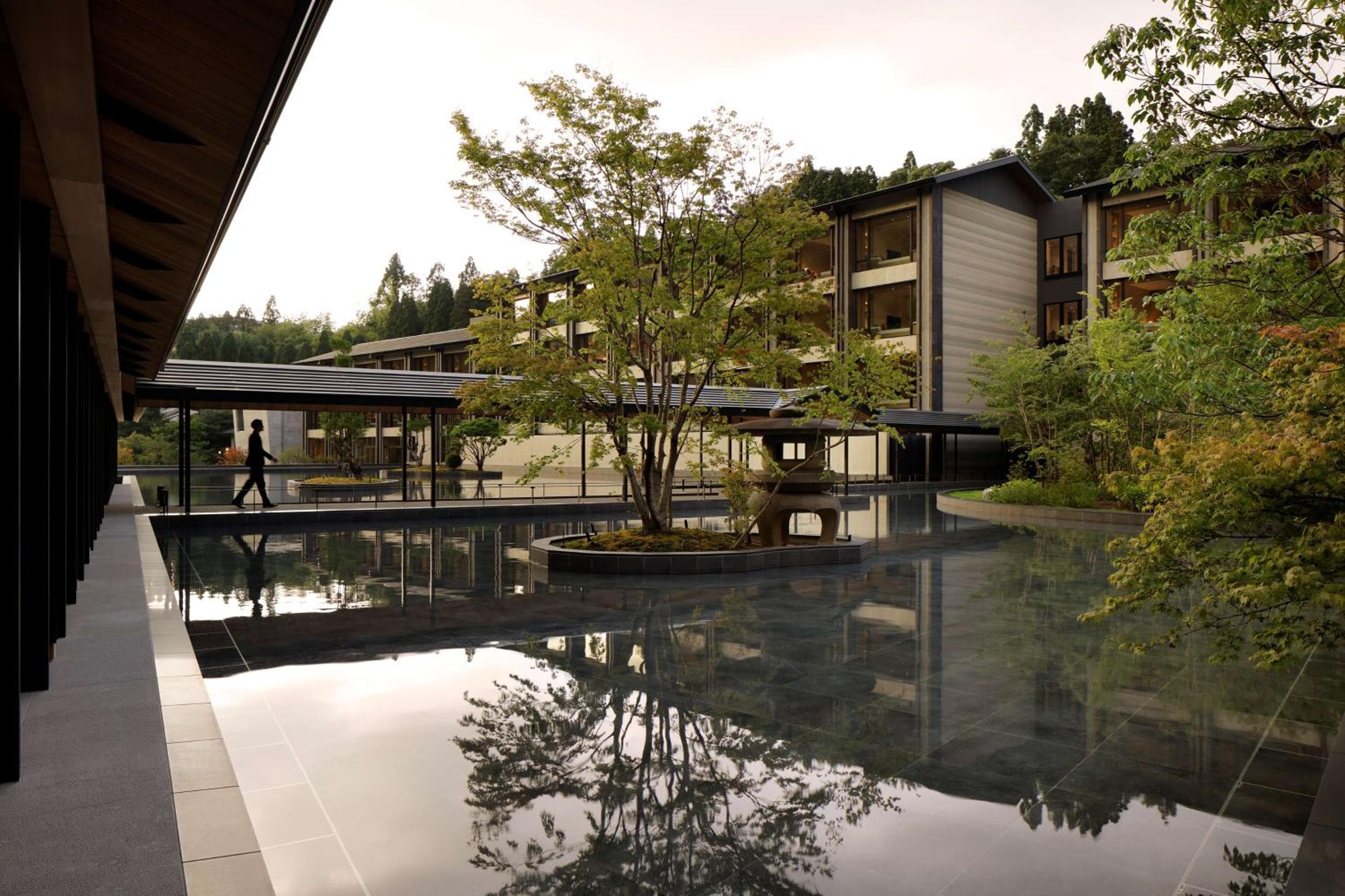 ROKU KYOTO, LXR Hotels & Resorts by Hilton