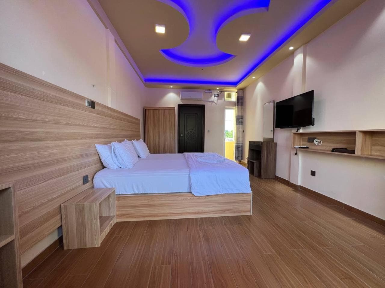 Aasna Inn