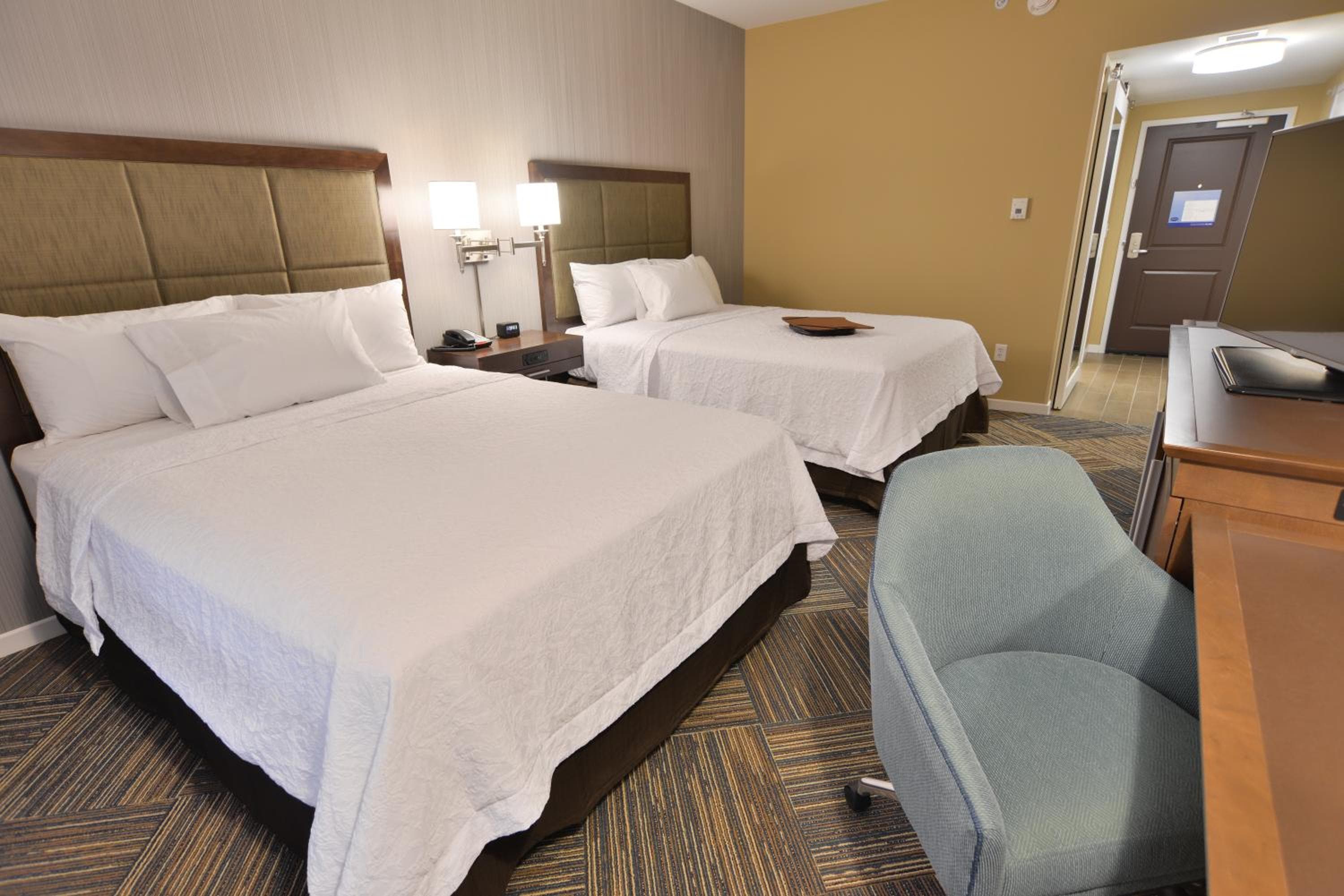 Hampton Inn & Suites Chippewa Falls