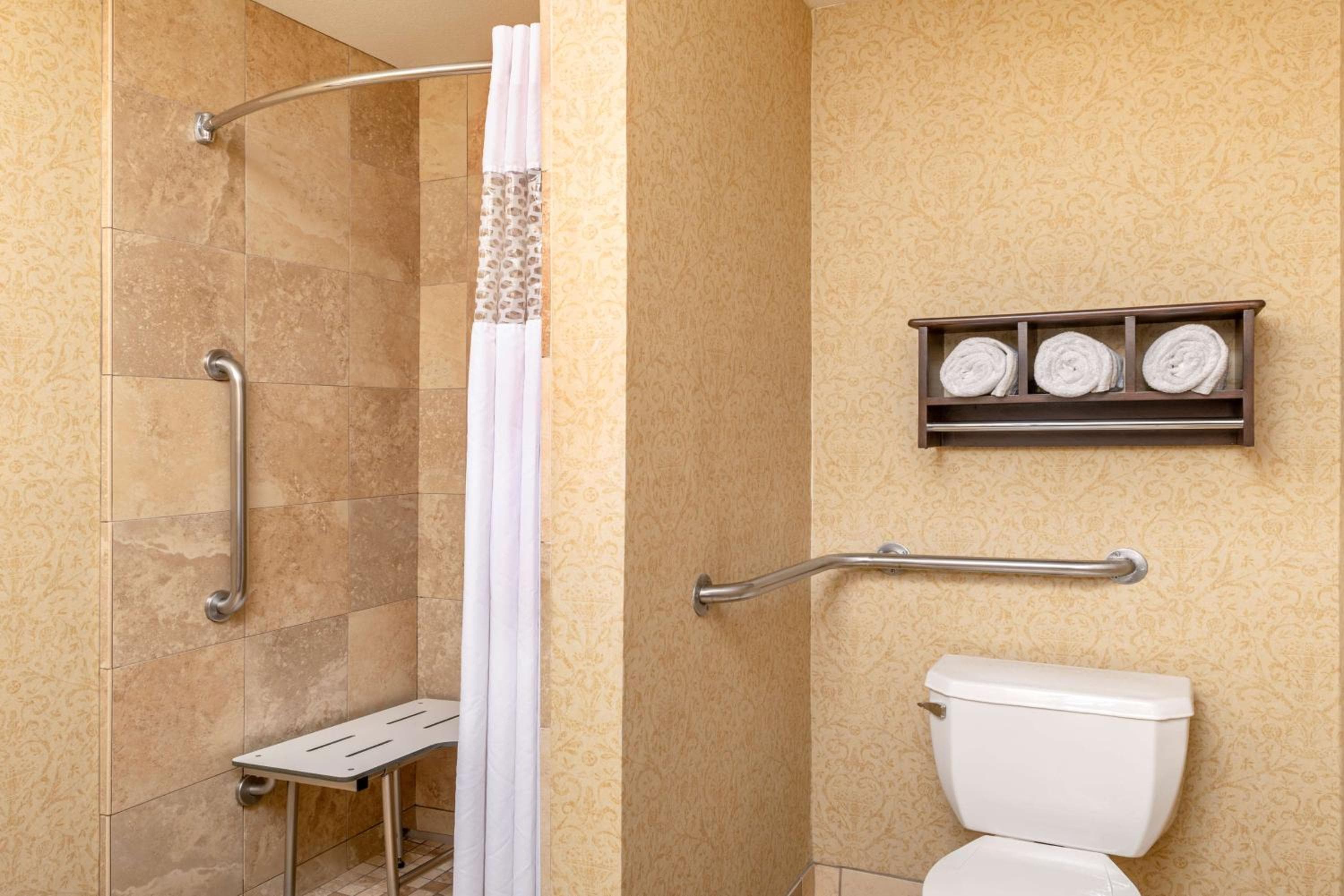 Hampton Inn & Suites San Clemente - Fully Renovated