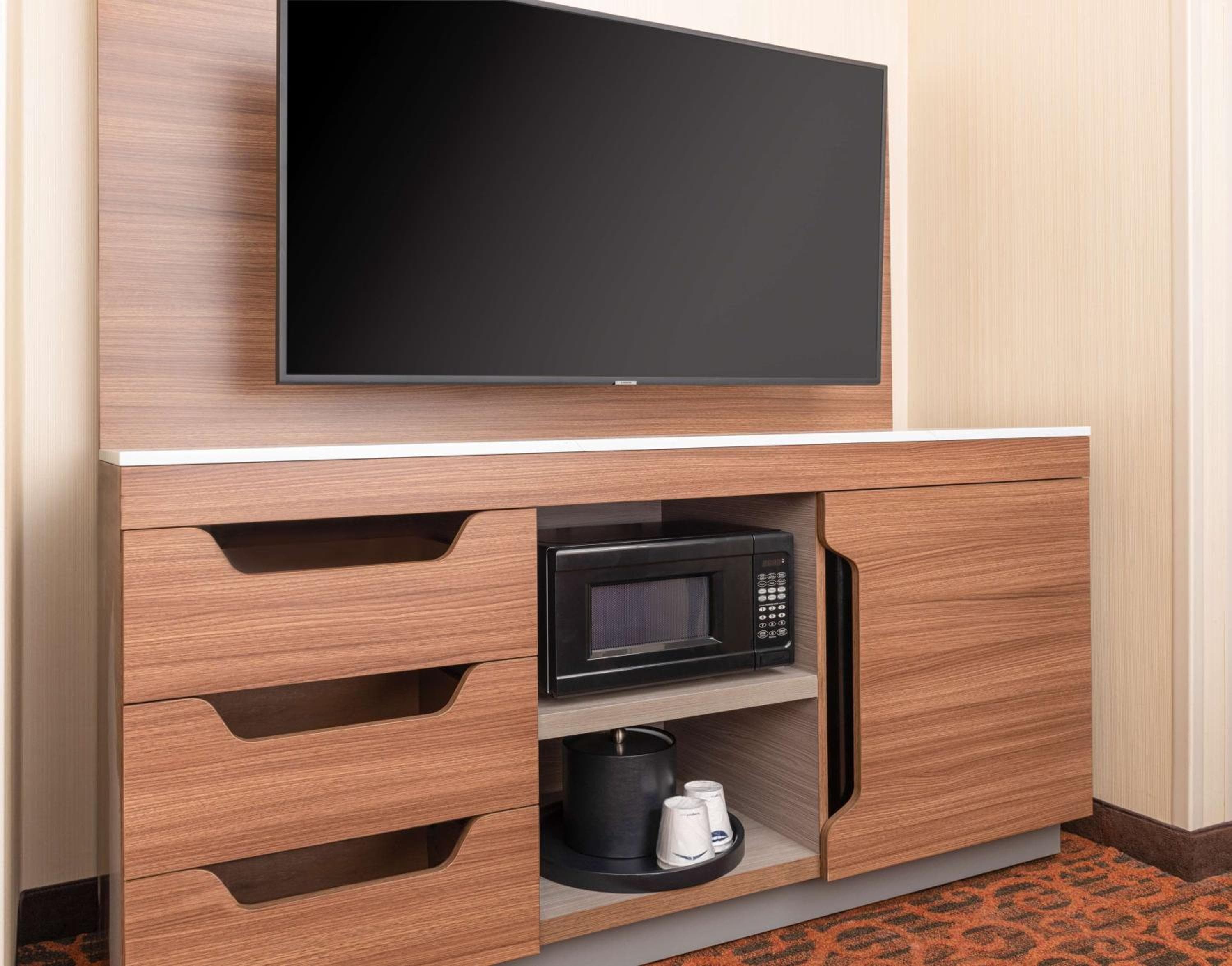 Hampton Inn & Suites San Clemente - Fully Renovated