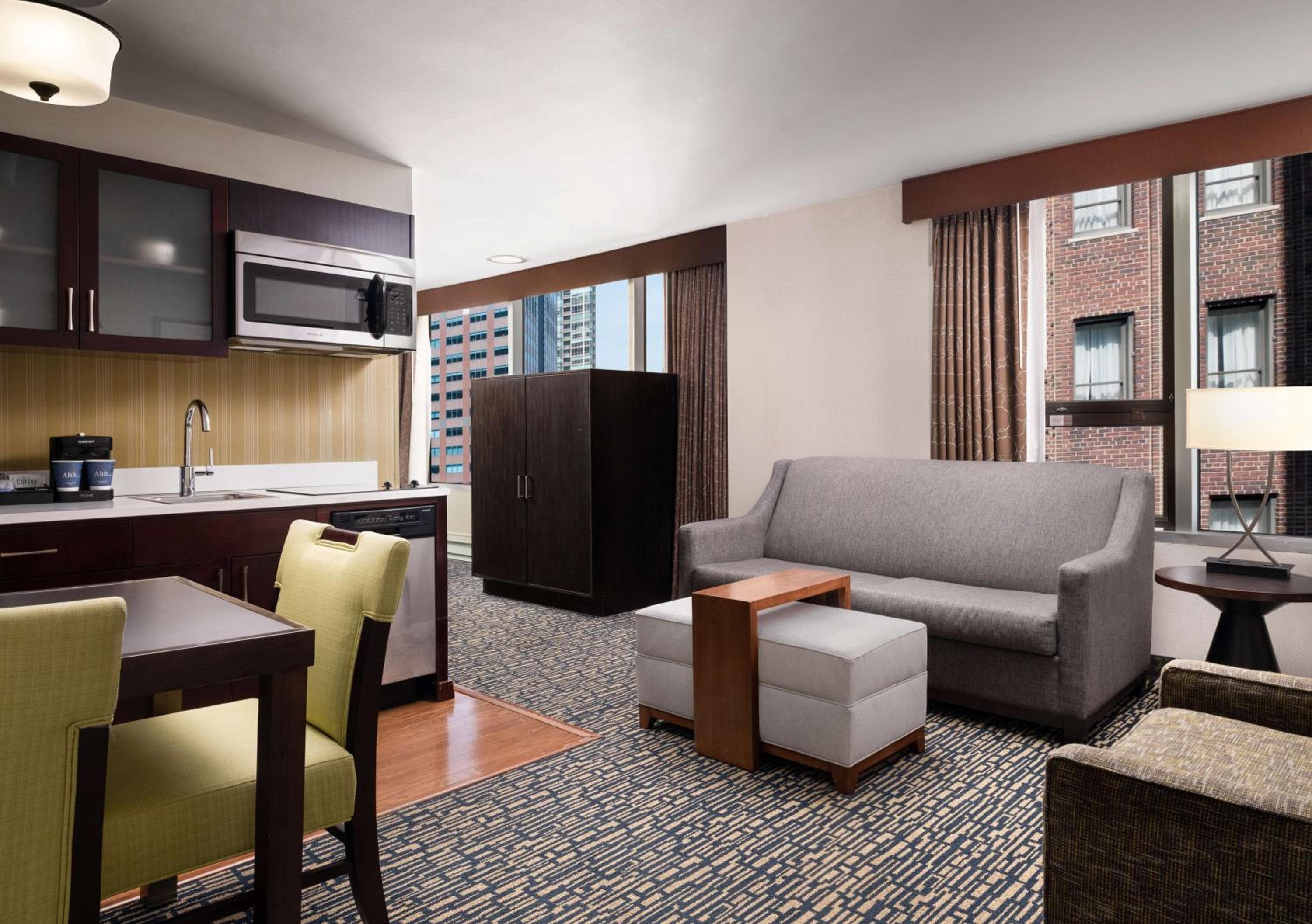 Homewood Suites by Hilton Chicago Downtown - Magnificent Mile