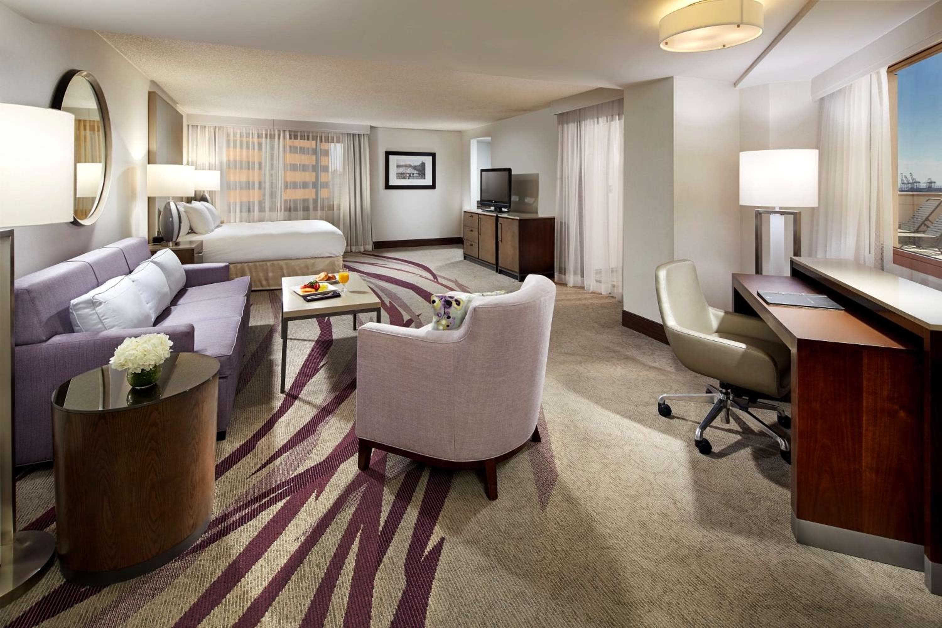 Hilton Long Beach Hotel