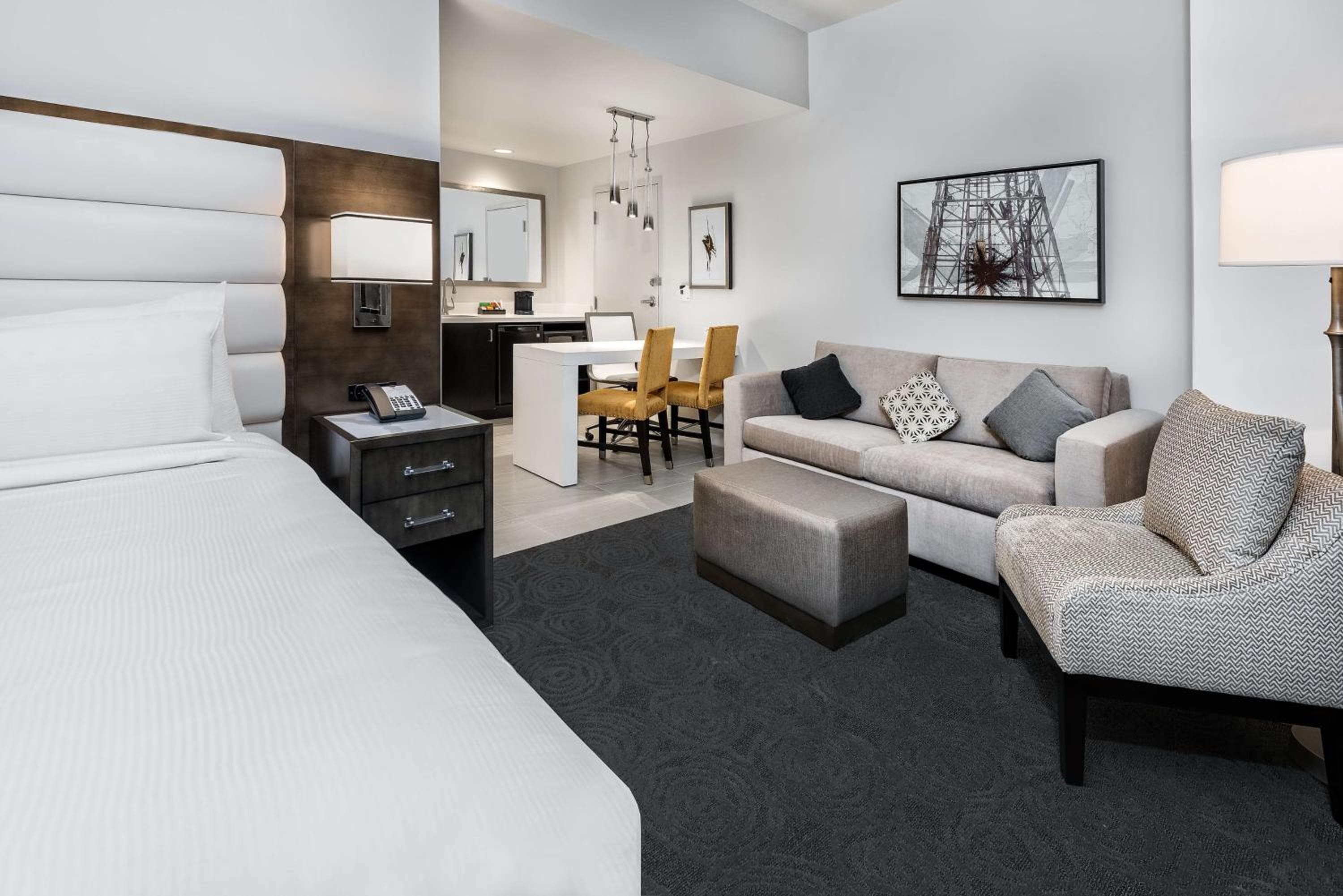 Embassy Suites by Hilton Houston West - Katy
