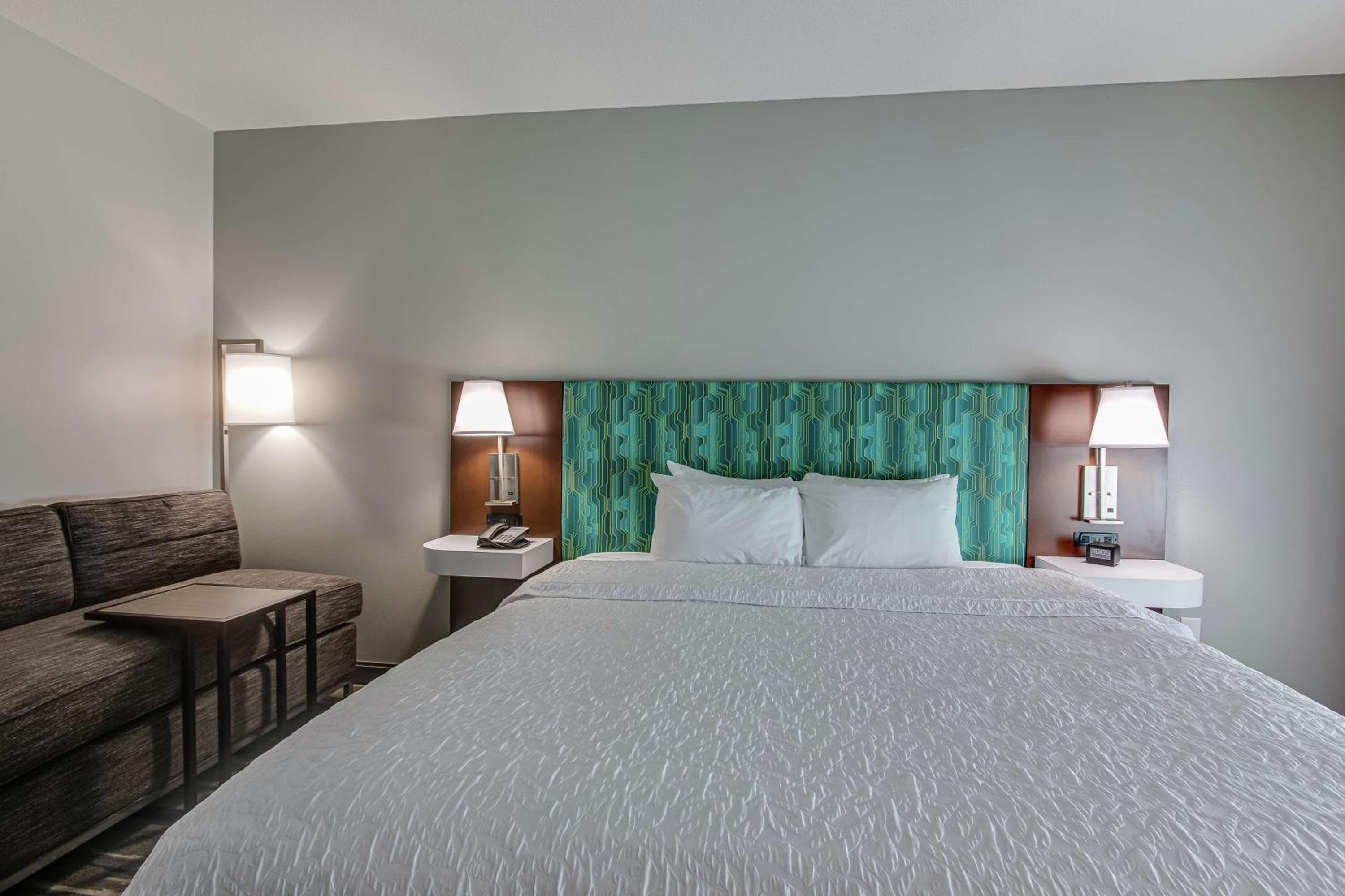 Hampton Inn Oak Grove Fort Campbell