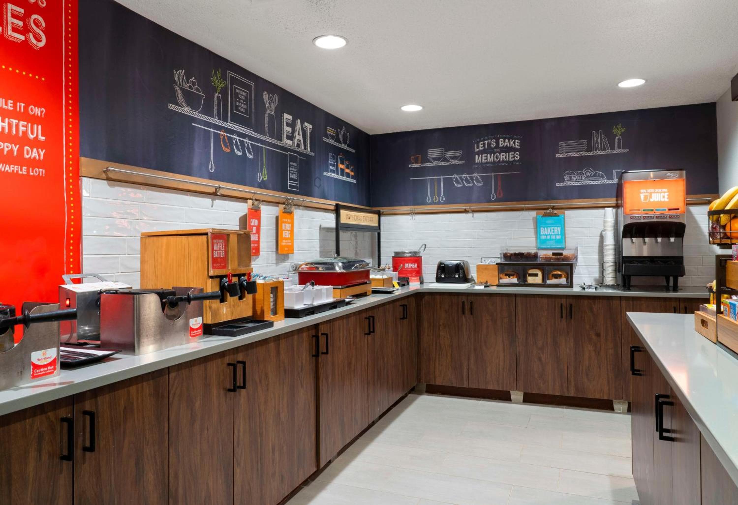 Hampton Inn & Suites Newport News-Airport - Oyster Point Area