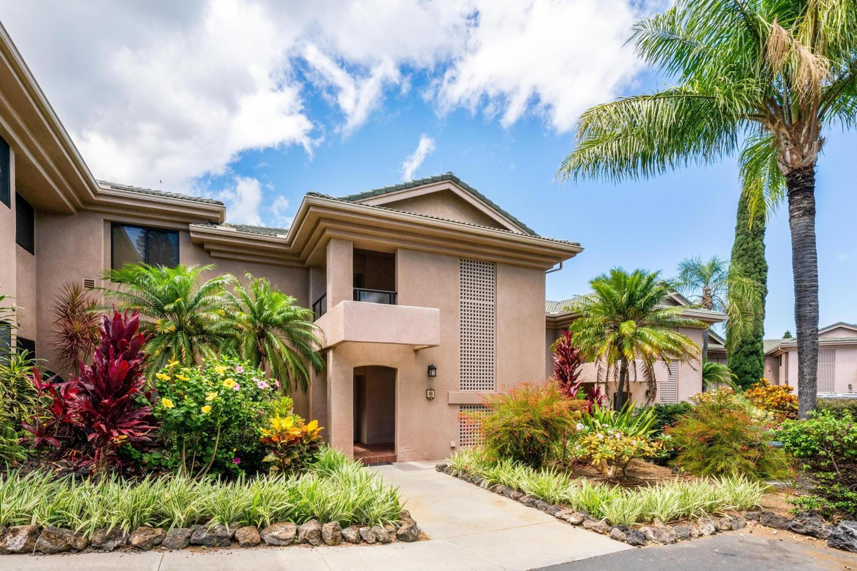 Big Island Waikoloa Fairways B-214 condo