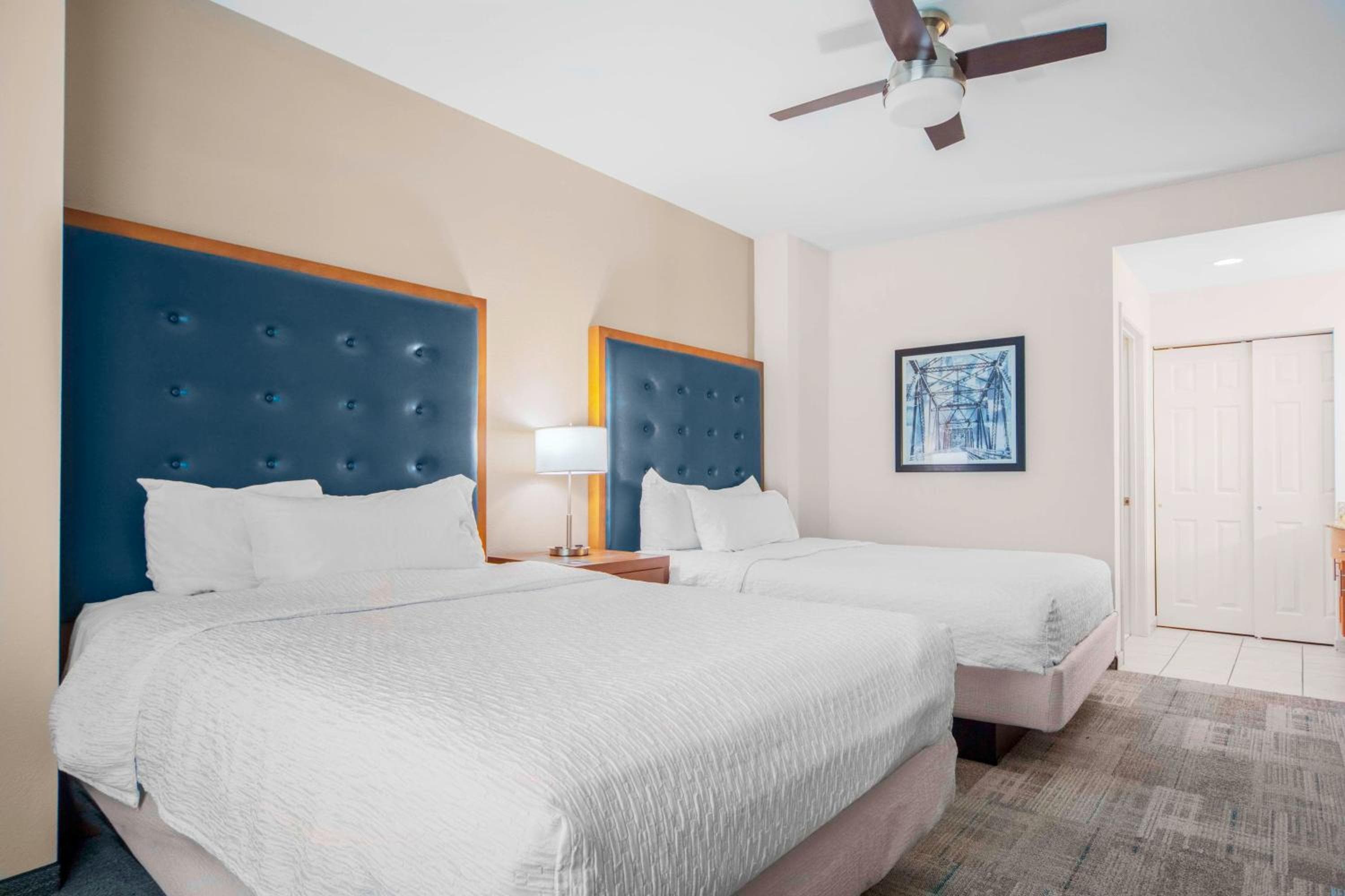 Homewood Suites by Hilton St. Louis - Galleria
