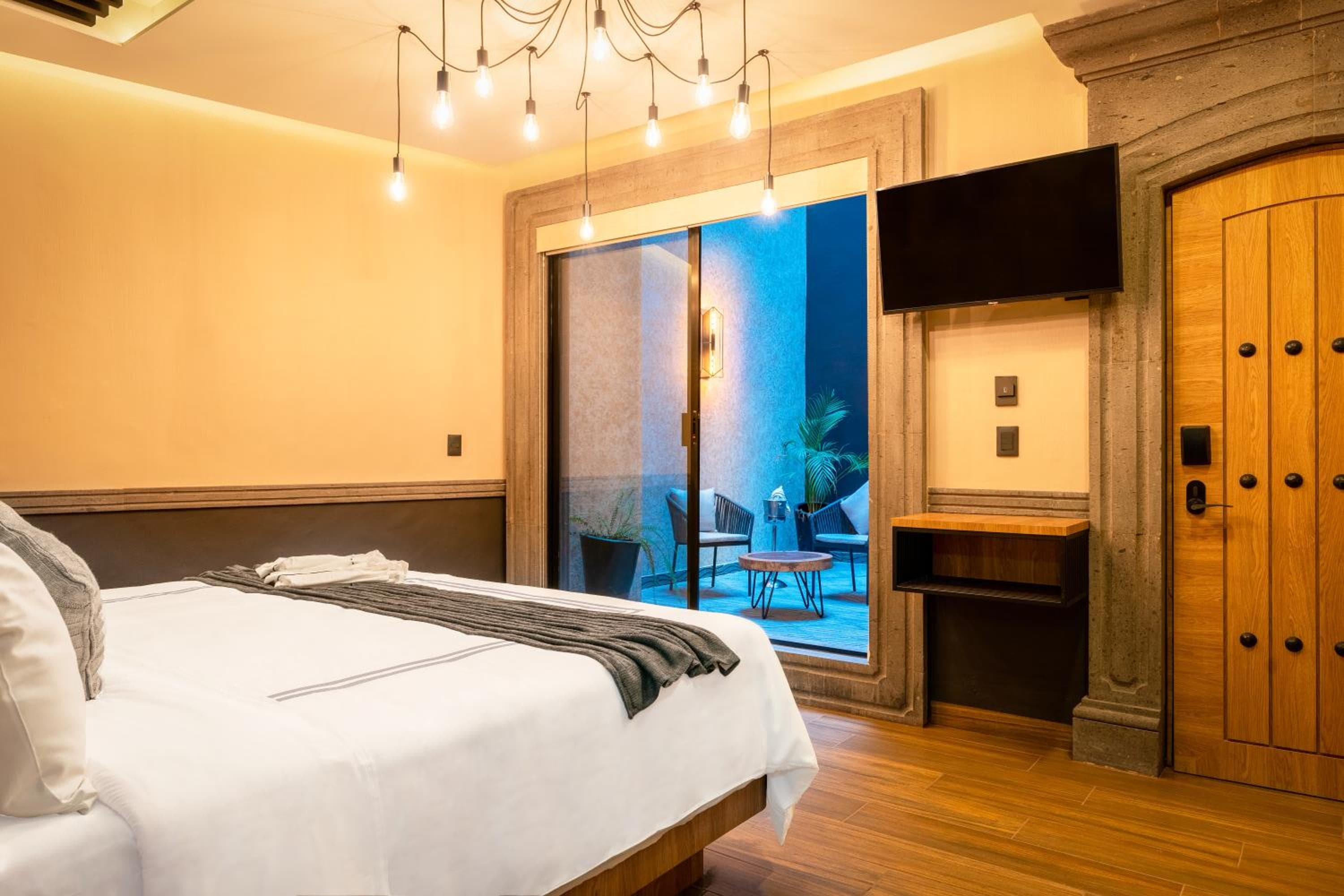 hotel room