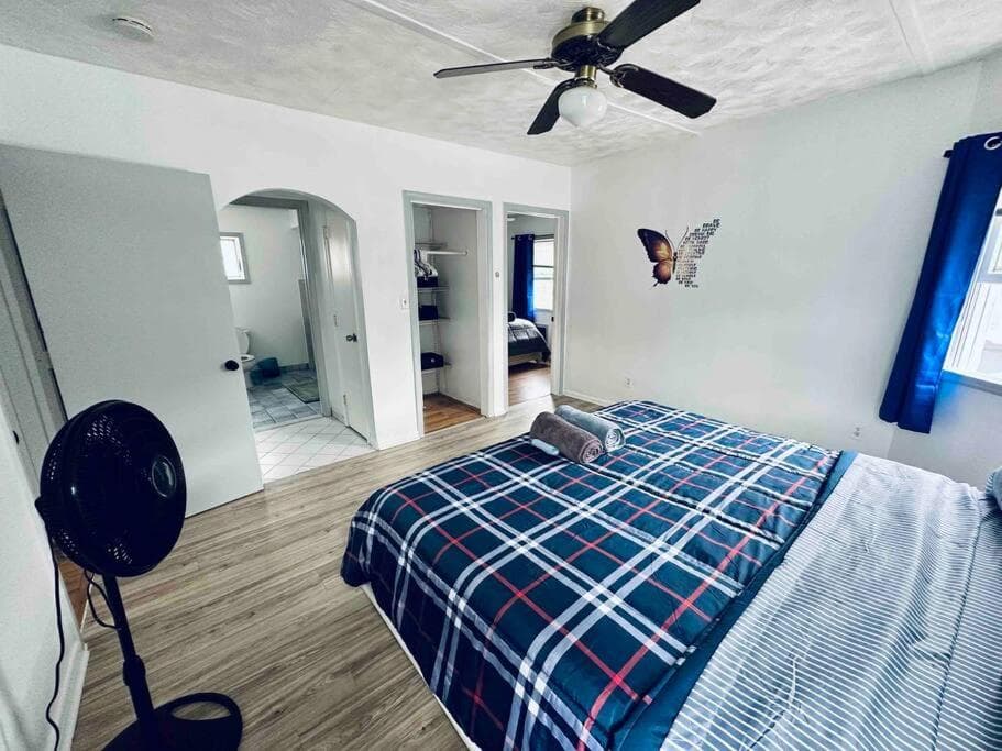 Cozy 2 bedrooms apartment near nyc w/free parking