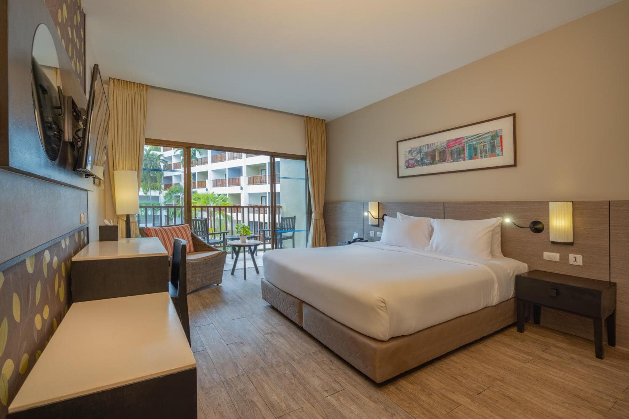 Deevana Plaza Phuket Patong