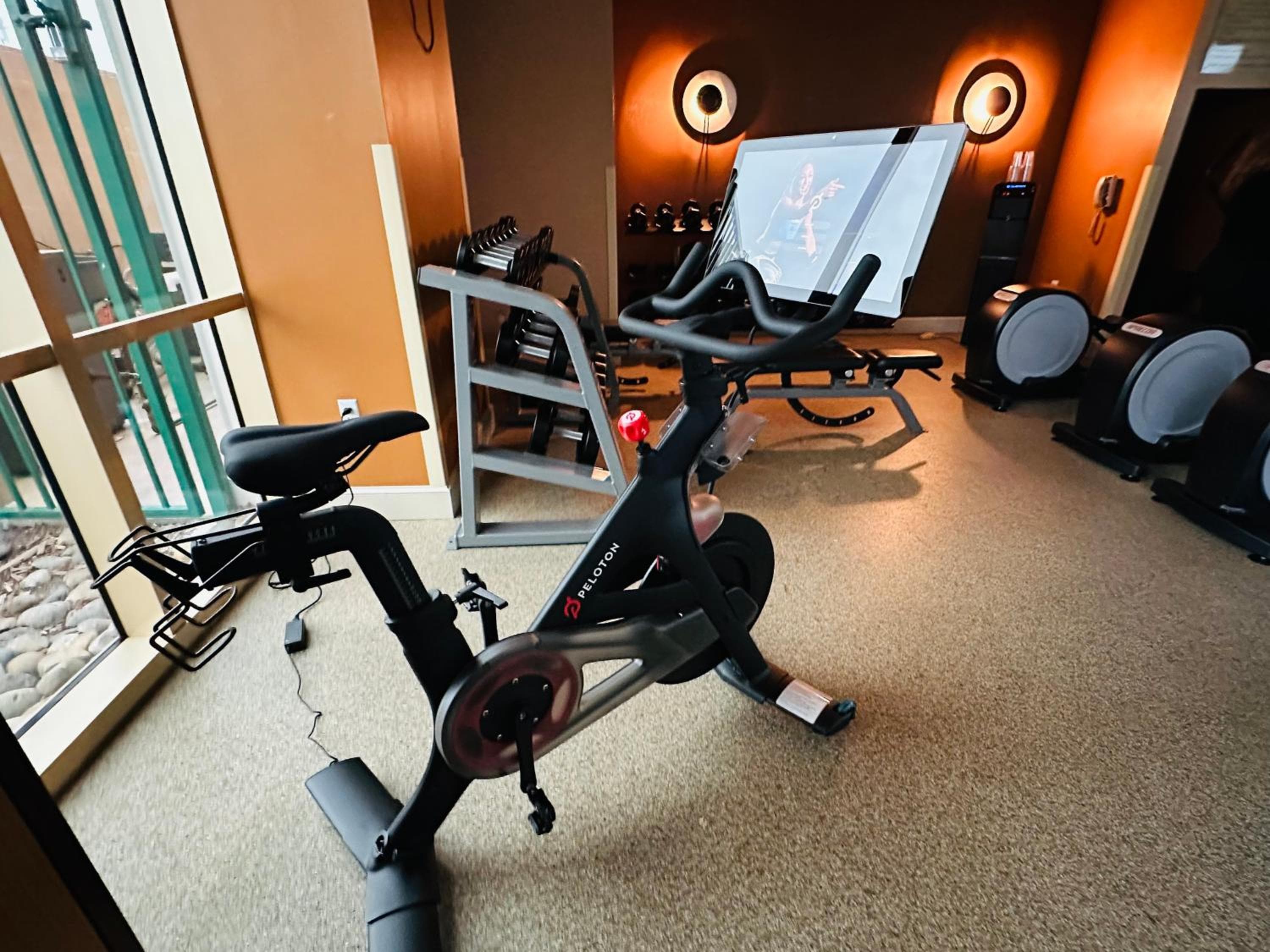 Hilton Santa Clara - Newly Renovated