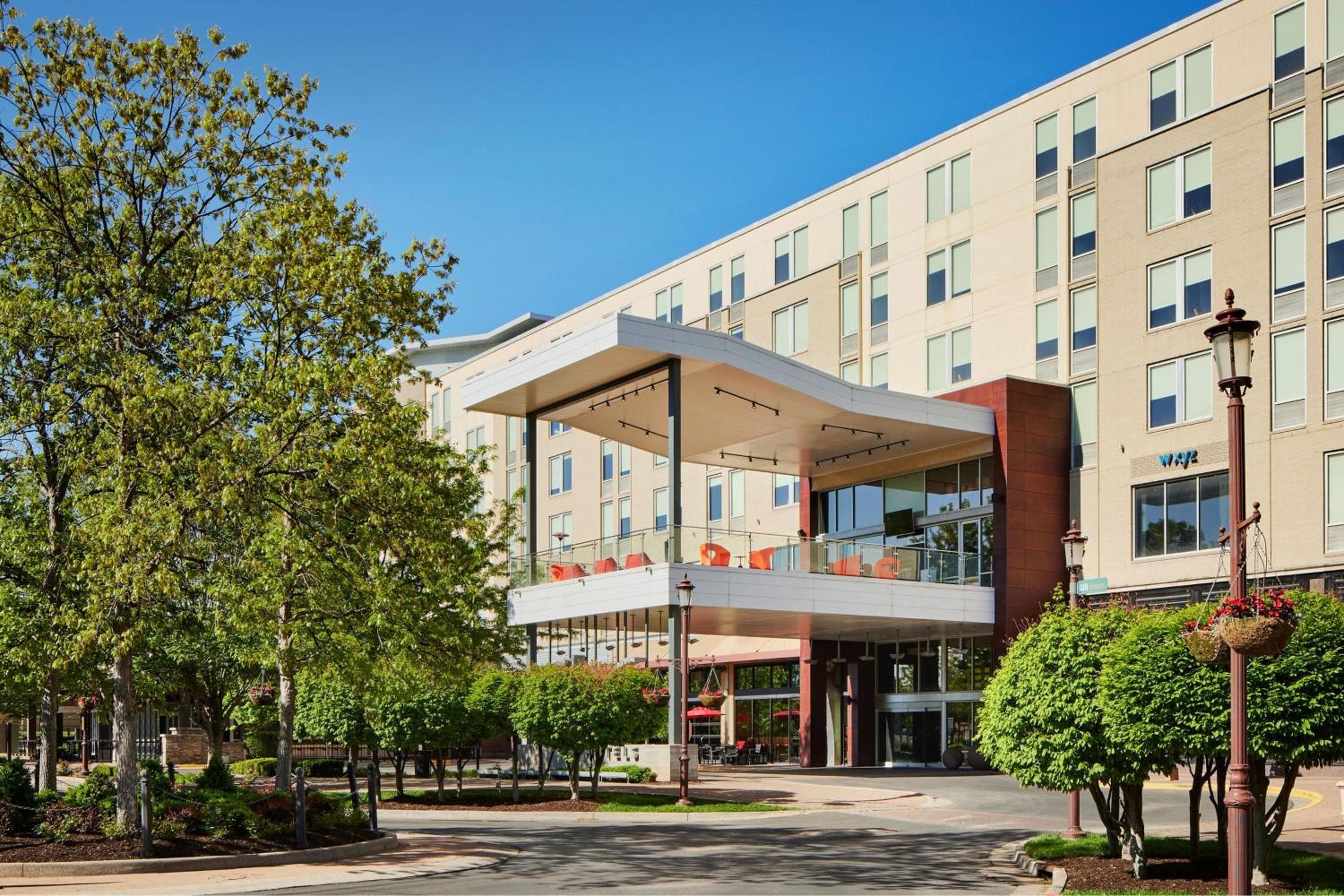 Aloft by Marriott Leawood-Overland Park
