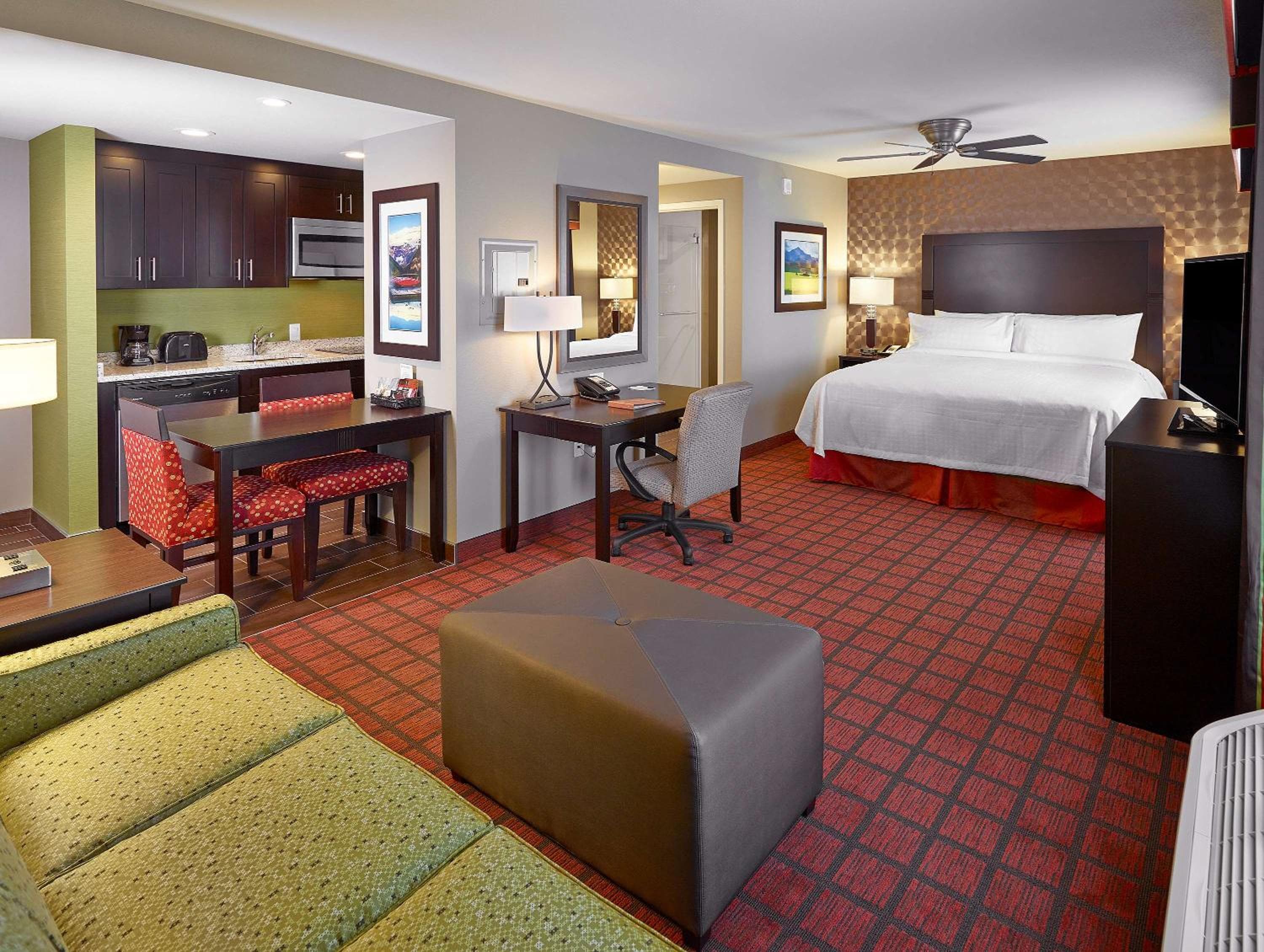Homewood Suites Calgary Airport