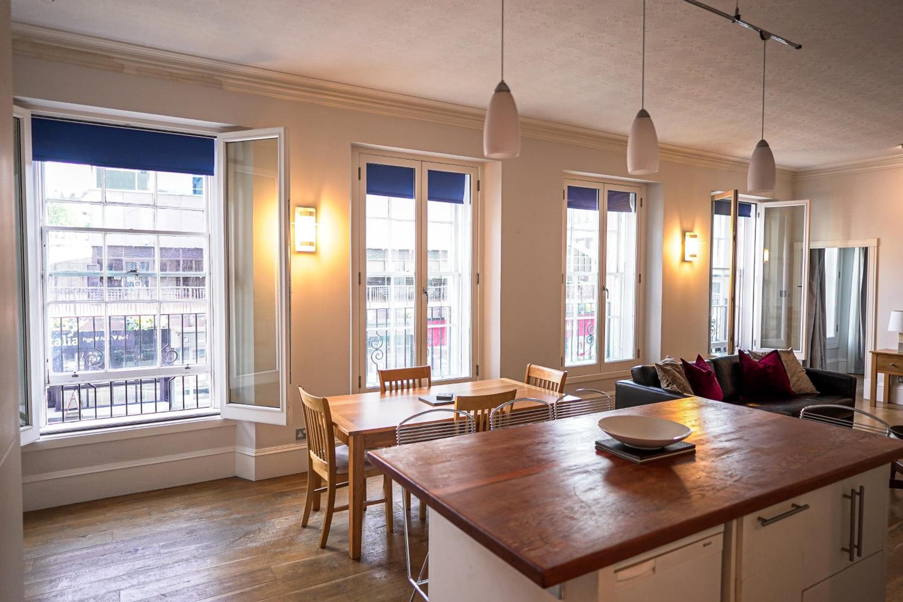 Central 1-Bed Apartment in Inverness Sleeps 4