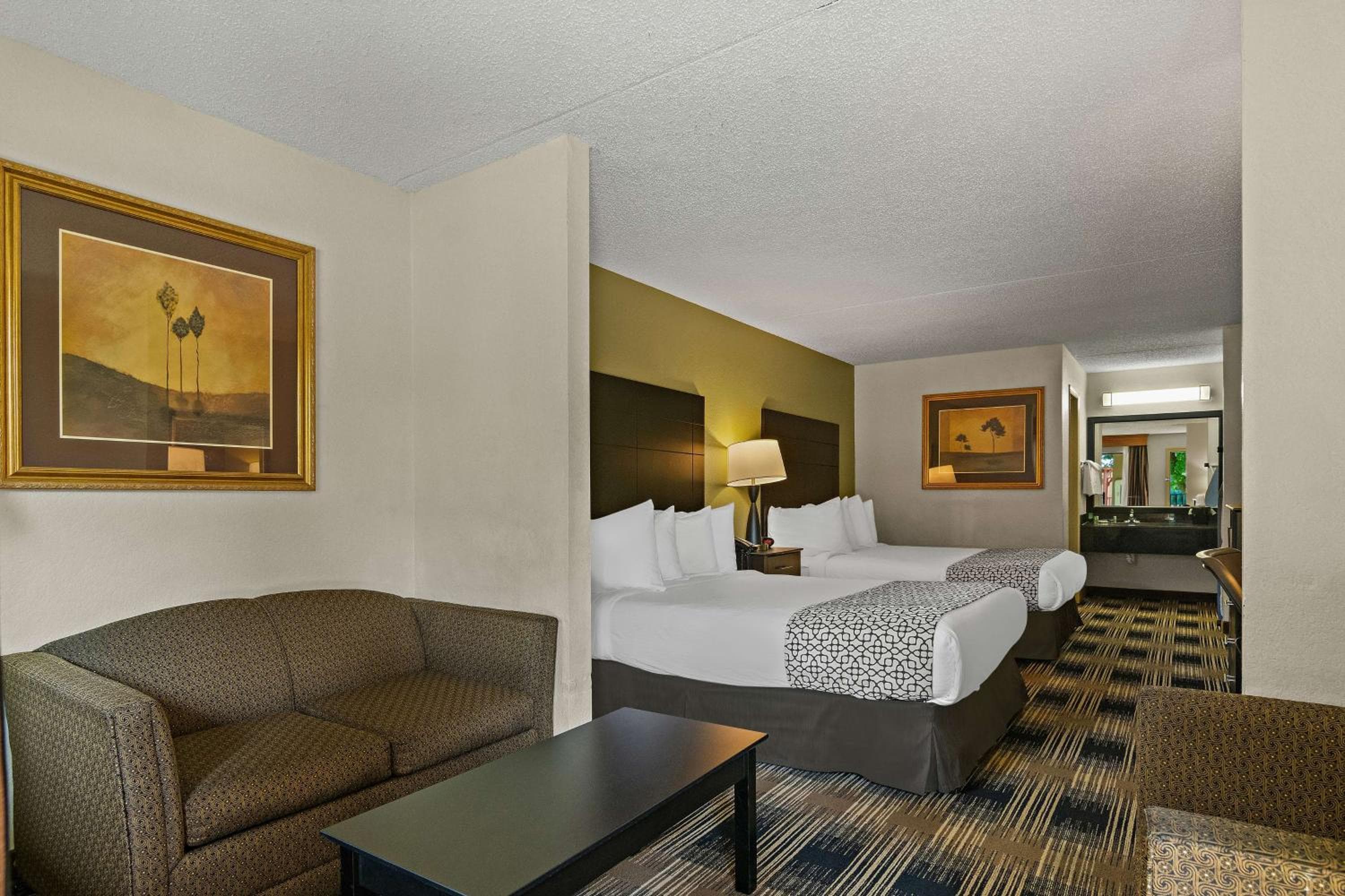 Best Western Windsor Suites