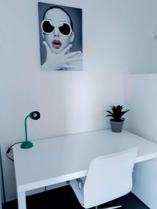 Convenient Studio Apt Near Airport, Beaches & Food