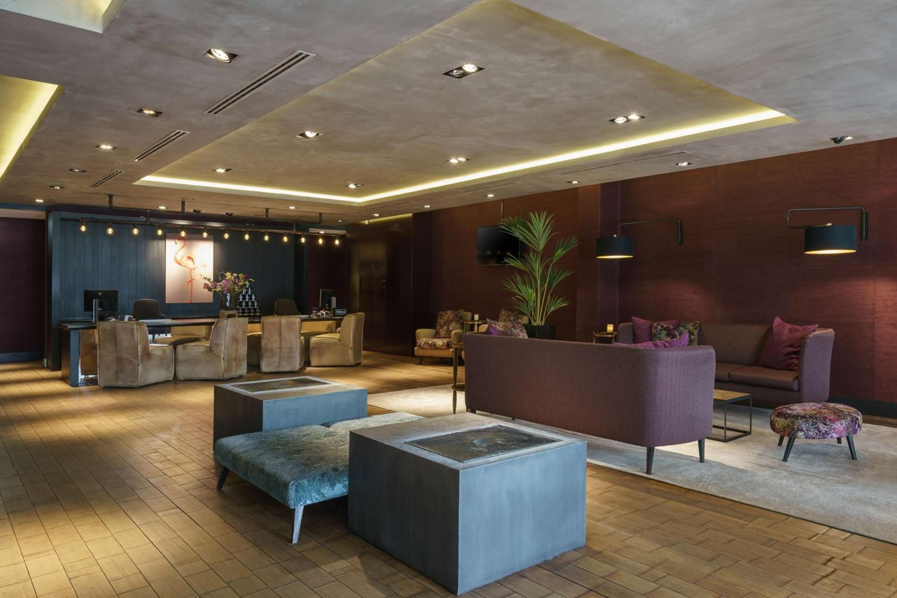 DoubleTree by Hilton Amsterdam - NDSM Wharf
