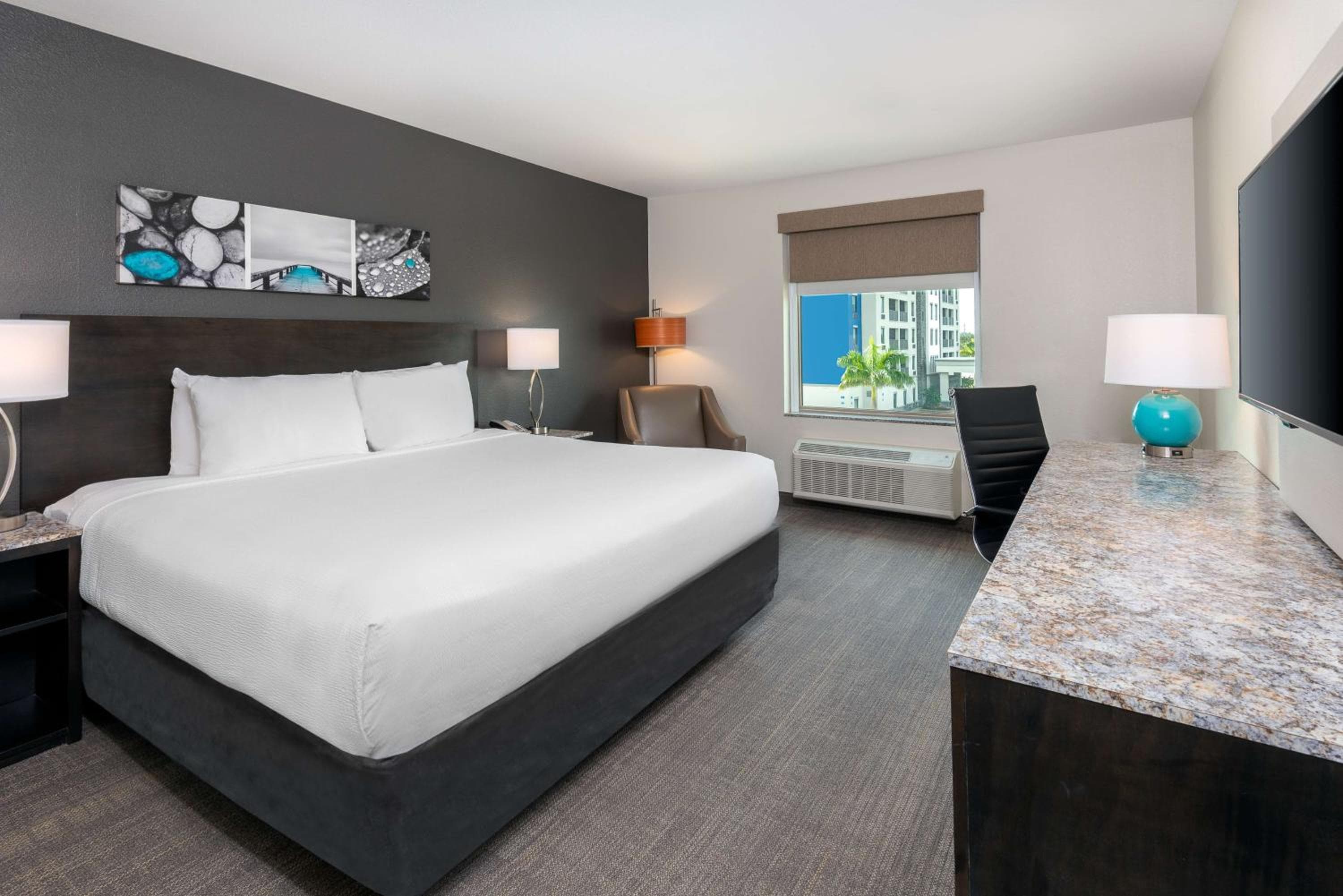 Caretta Landing Sarasota, an Ascend Collection Hotel