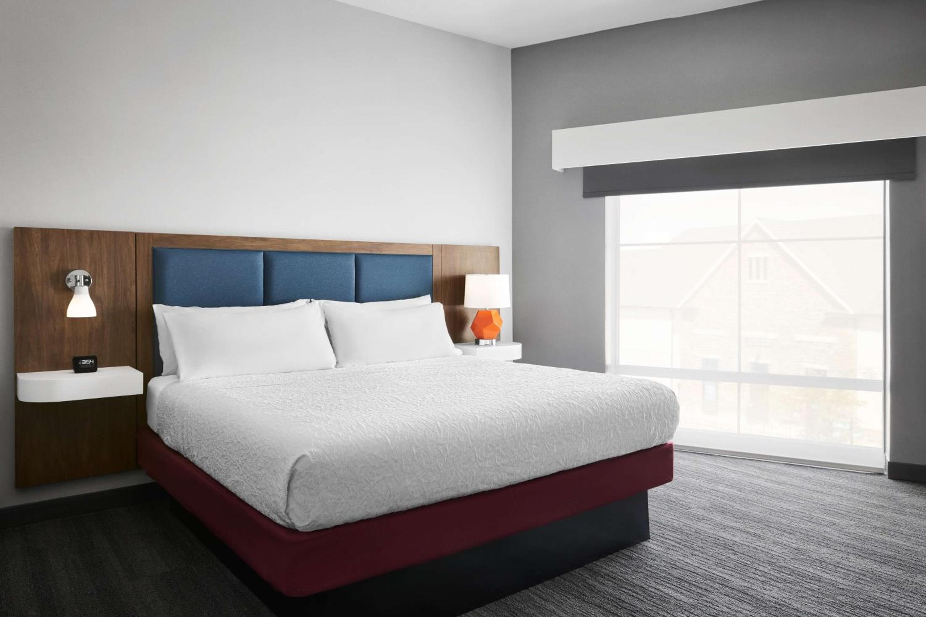 Hampton Inn & Suites Charlotte Steele Creek Road, NC