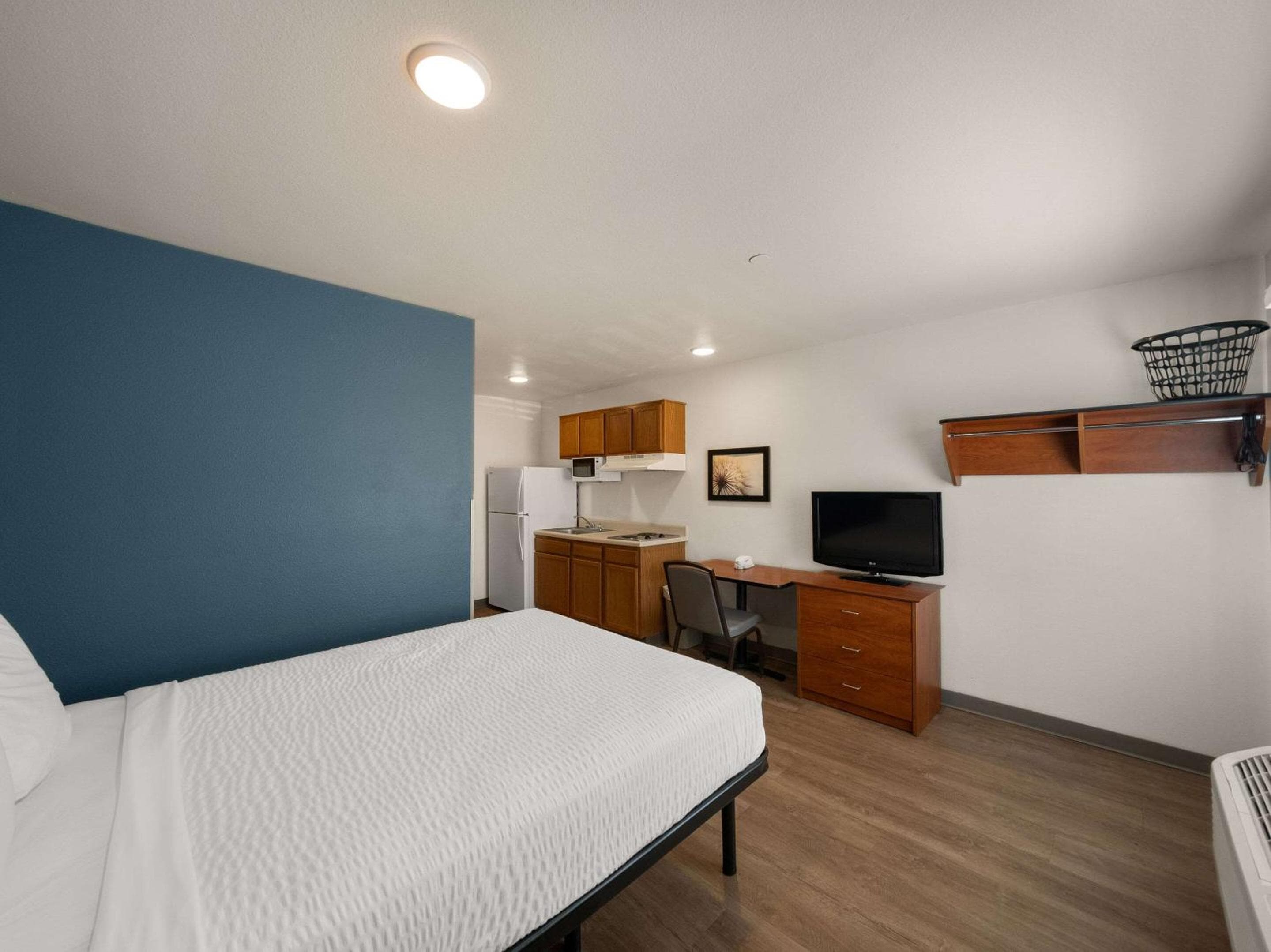 WoodSpring Suites Dallas Rockwall