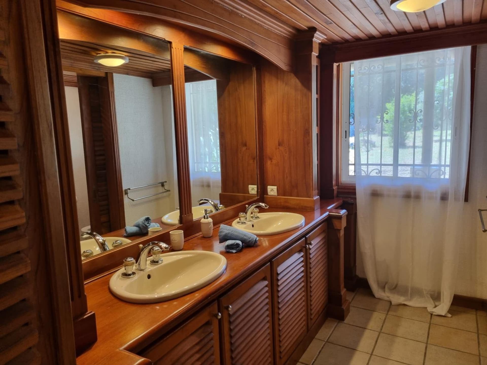 Shanti Ghar Guest House