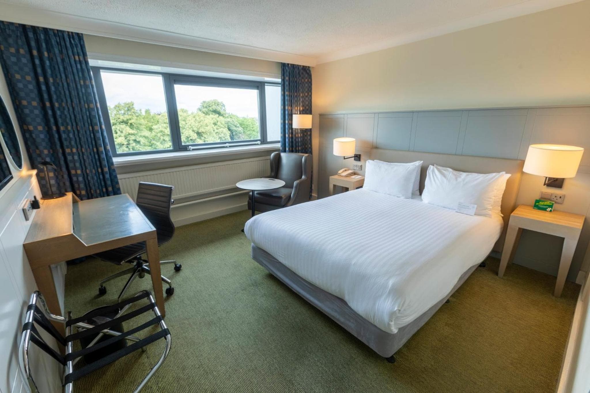 Holiday Inn Cardiff City Centre by IHG