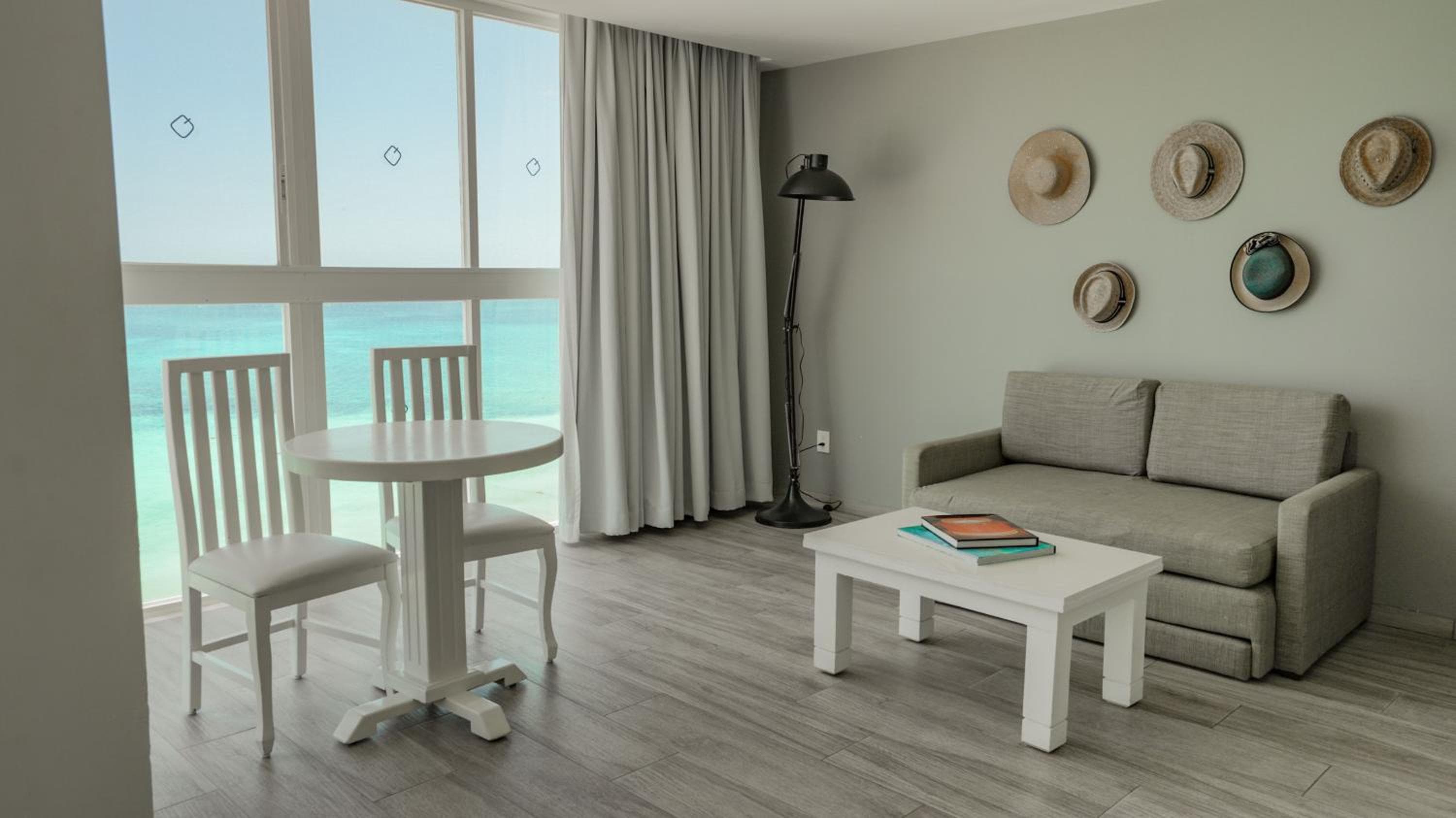 Oleo Cancun Playa All Inclusive Resort