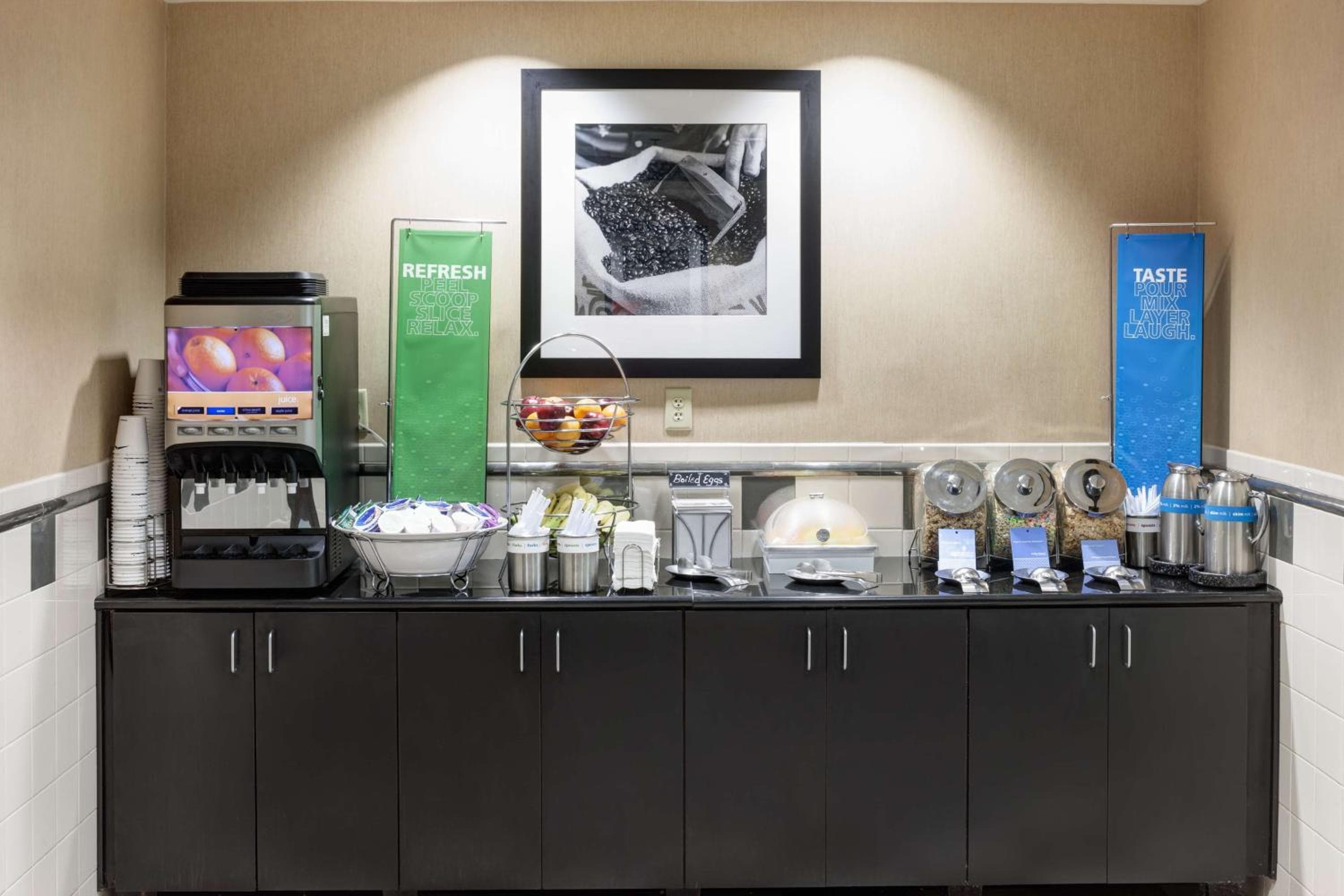 Hampton Inn & Suites Gainesville Downtown