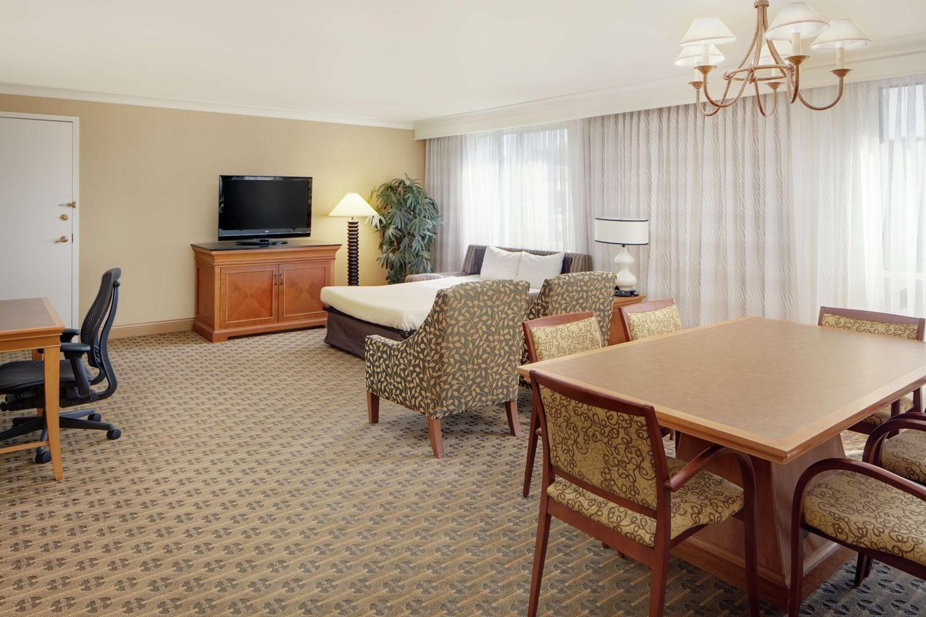 Hilton Seattle Airport & Conference Center