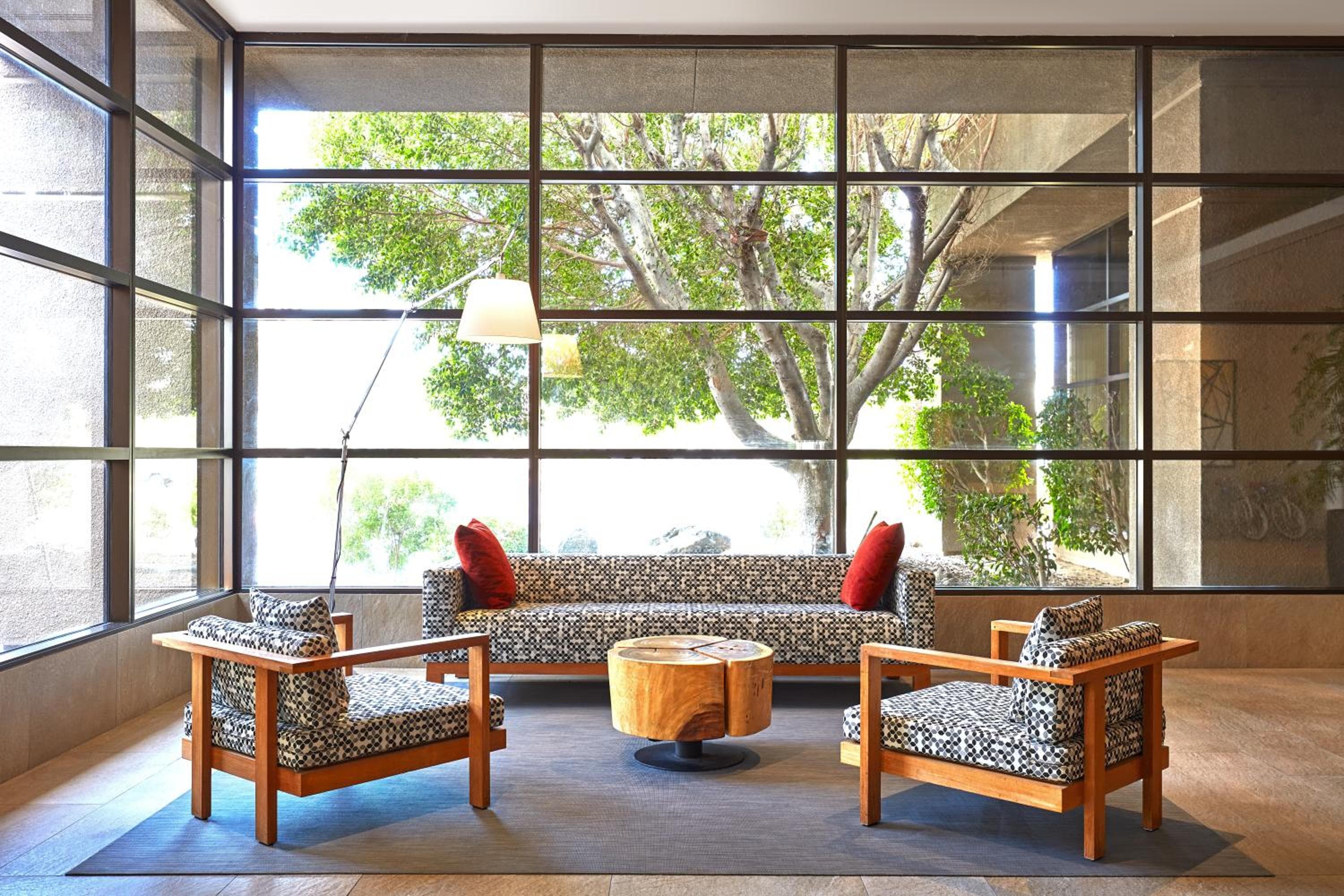 DoubleTree by Hilton Golf Resort Palm Springs