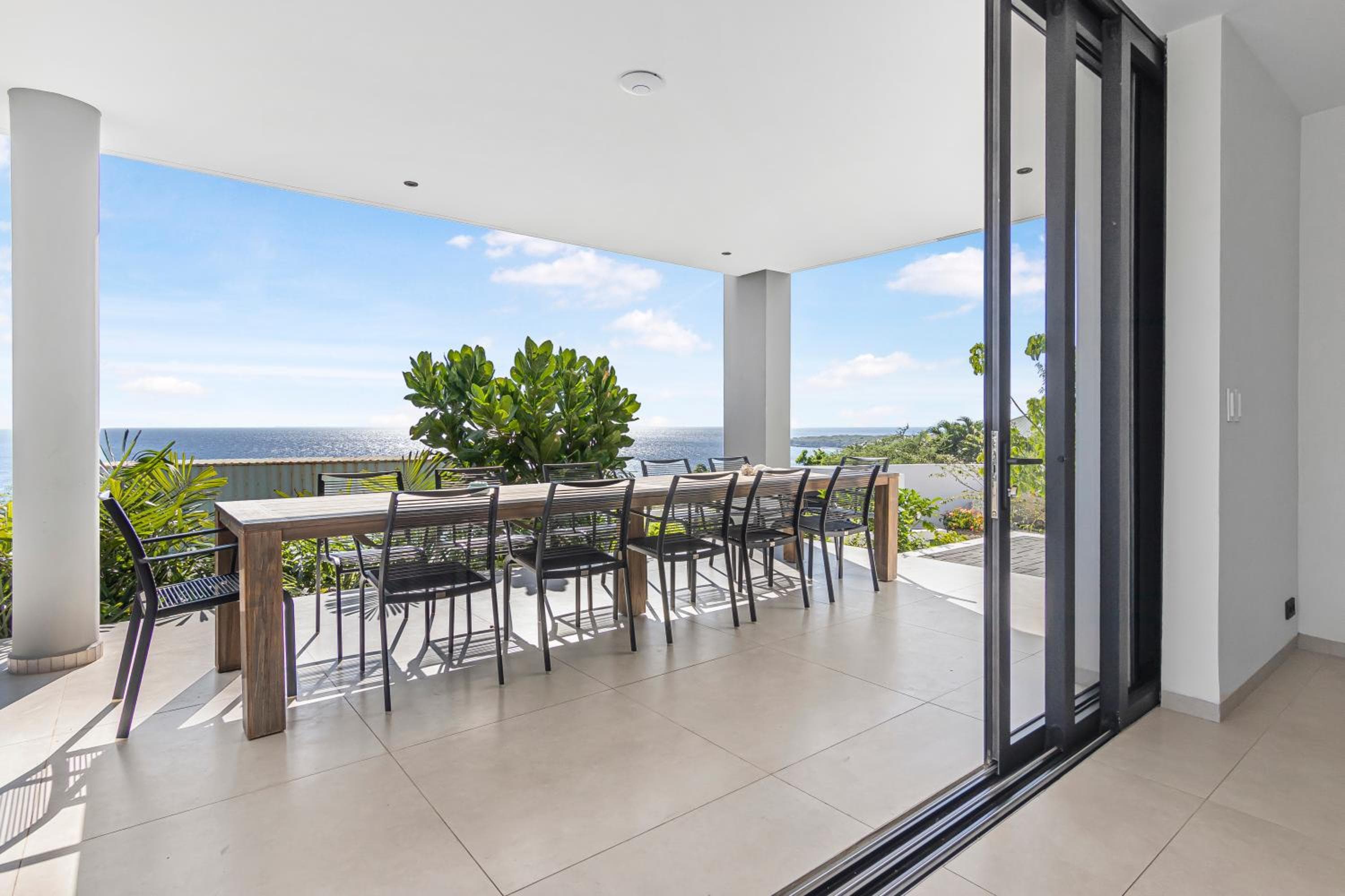 Luxury 12-Guest Villa in Gated Community with Pool, Ocean View & Private Beach Access