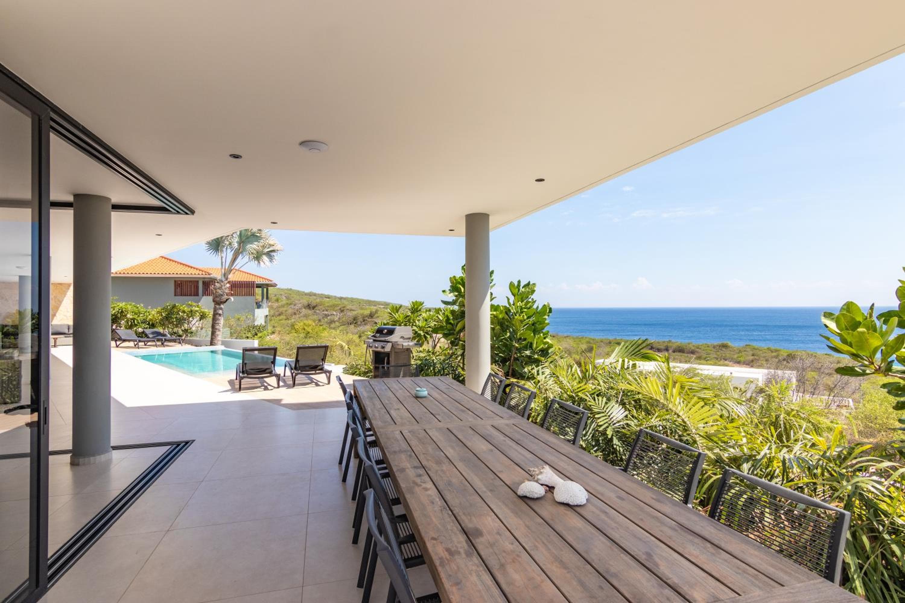 Luxury 12-Guest Villa in Gated Community with Pool, Ocean View & Private Beach Access