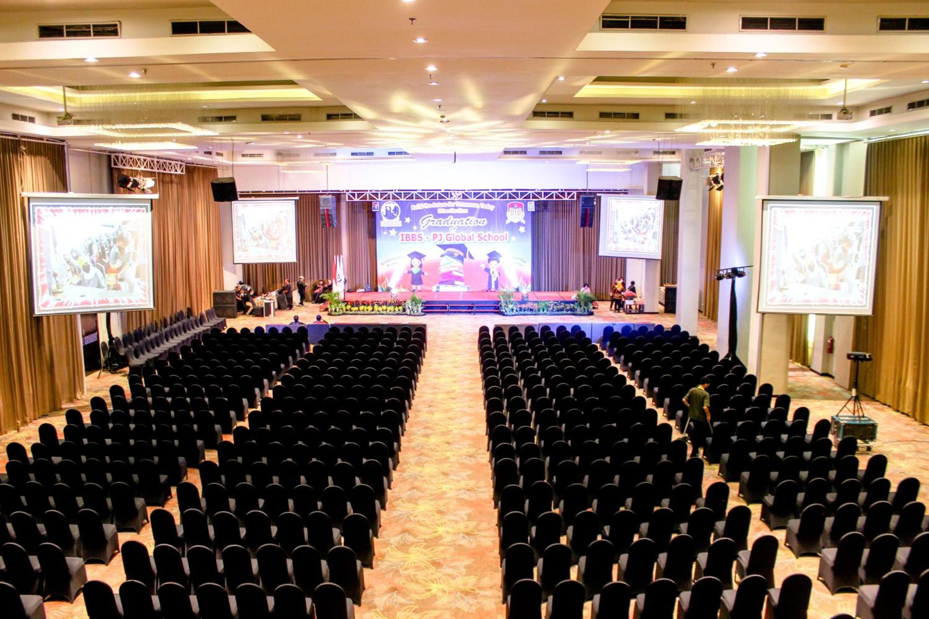 Savana Hotel & Convention Malang