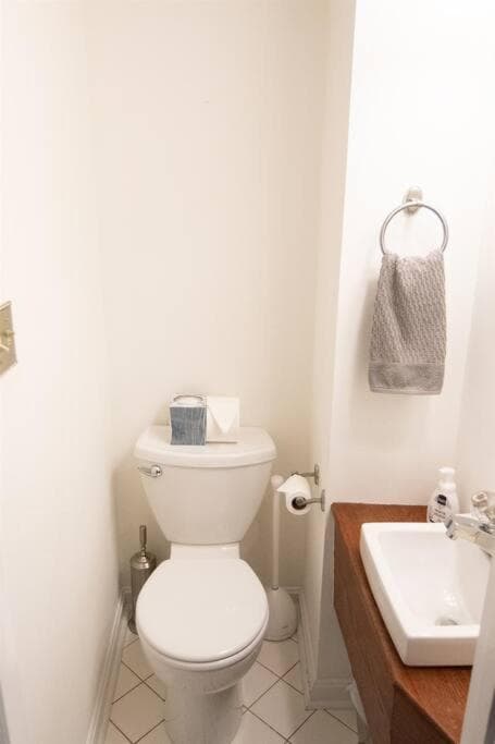 Cozy 2br home w/ parking in downtown Annapolis